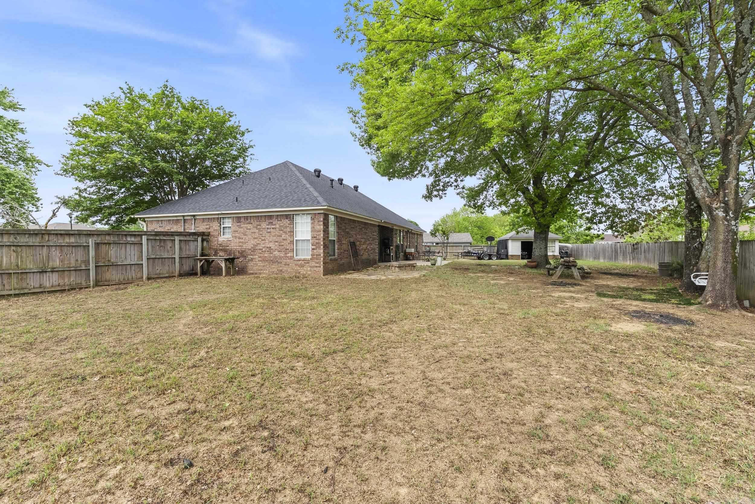 13  Sarah's  Vilonia, AR