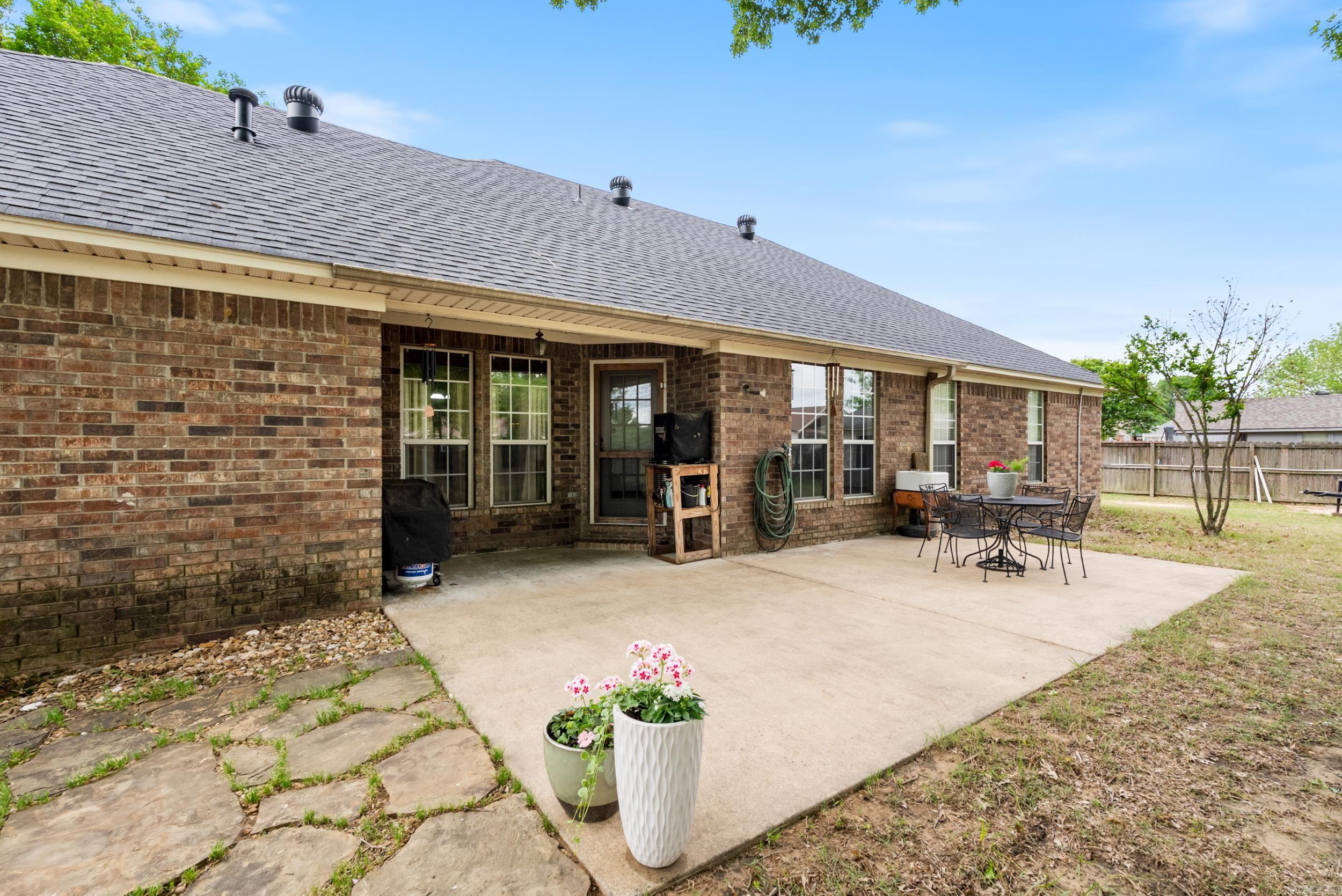 13  Sarah's  Vilonia, AR