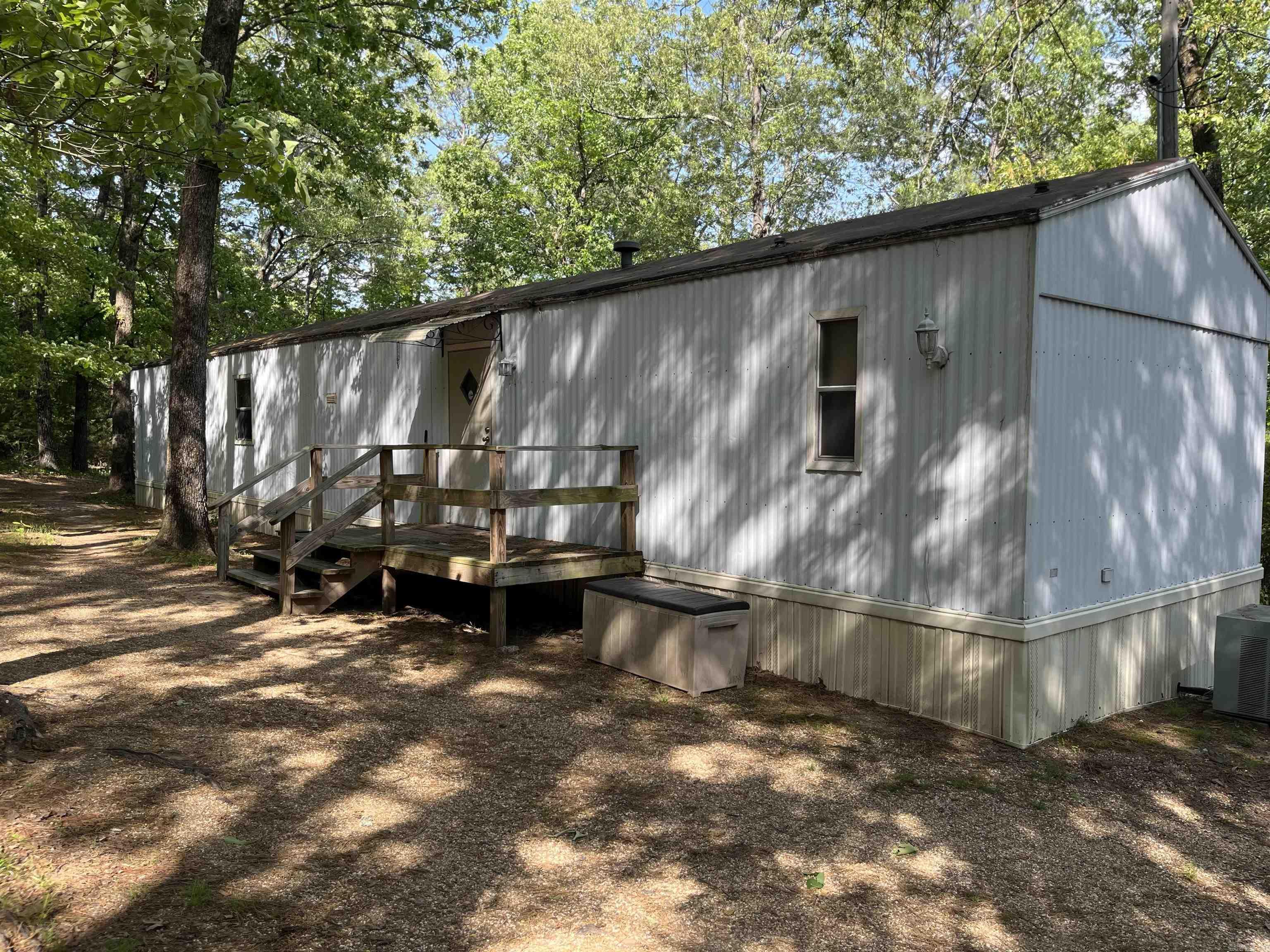 179  Water Road  Clinton, AR
