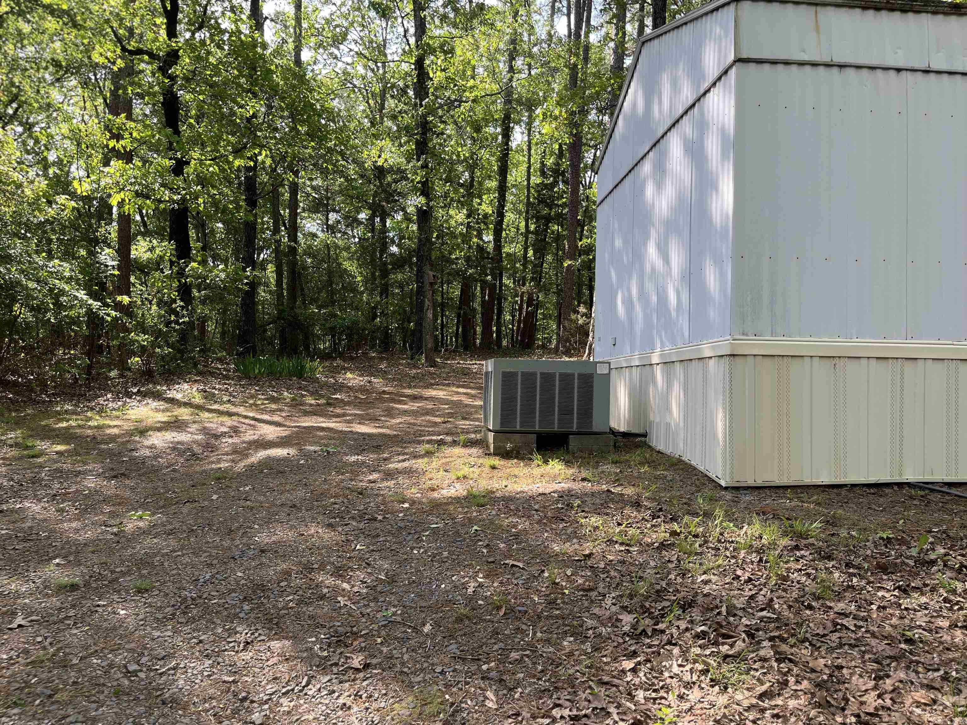 179  Water Road  Clinton, AR