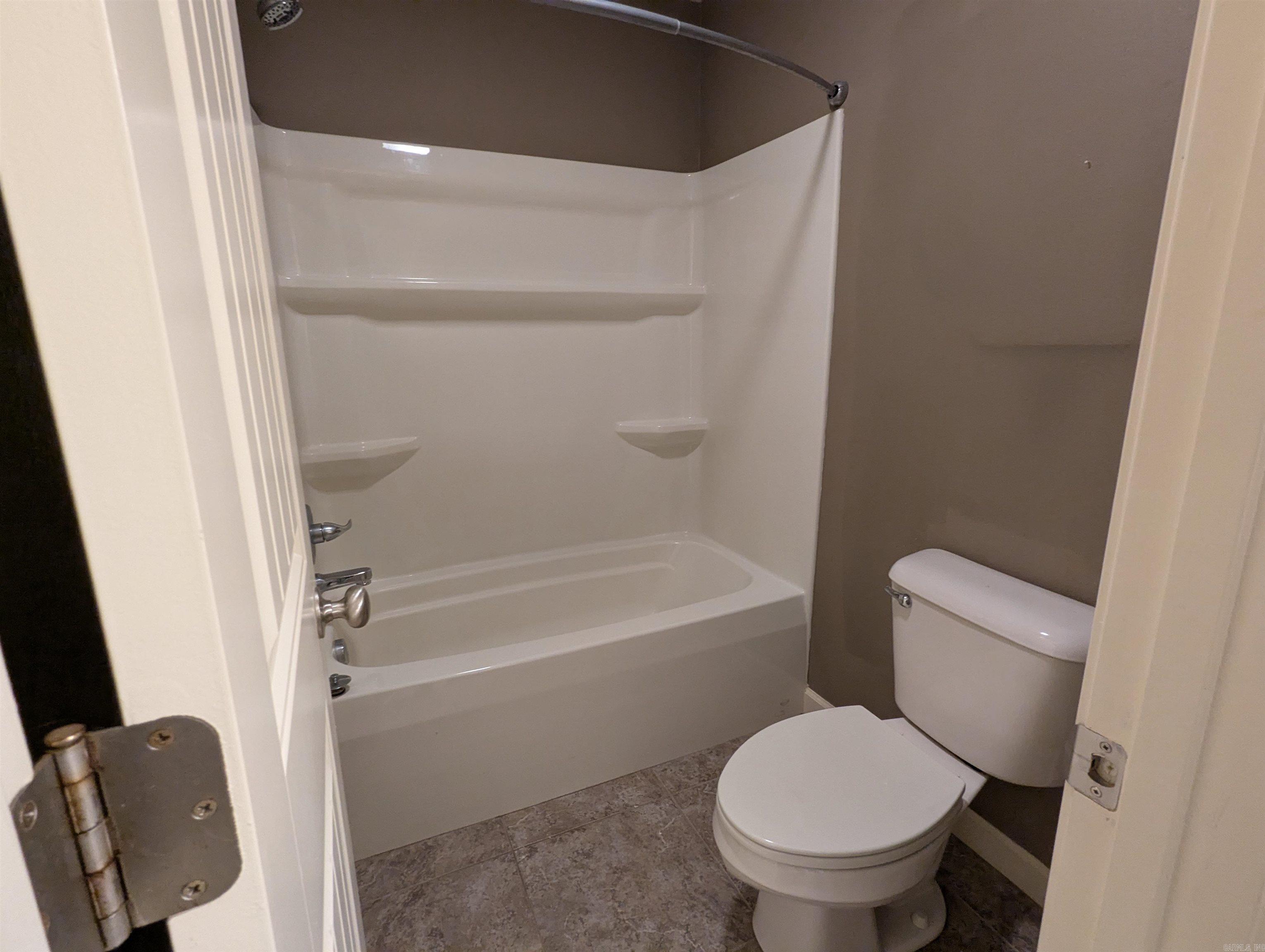 2325  Linda  Conway, AR