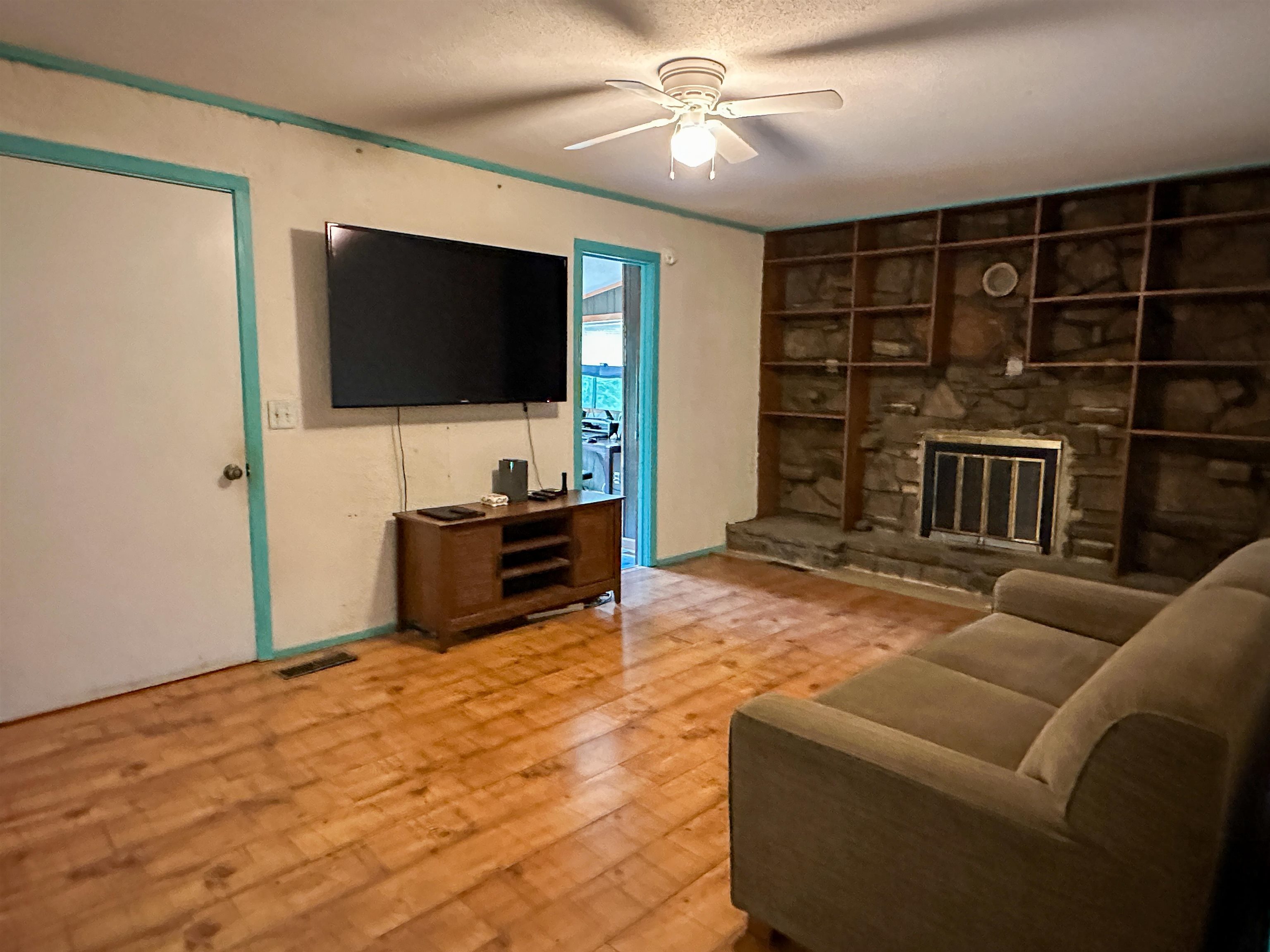 36  Buckskin  Williford, AR