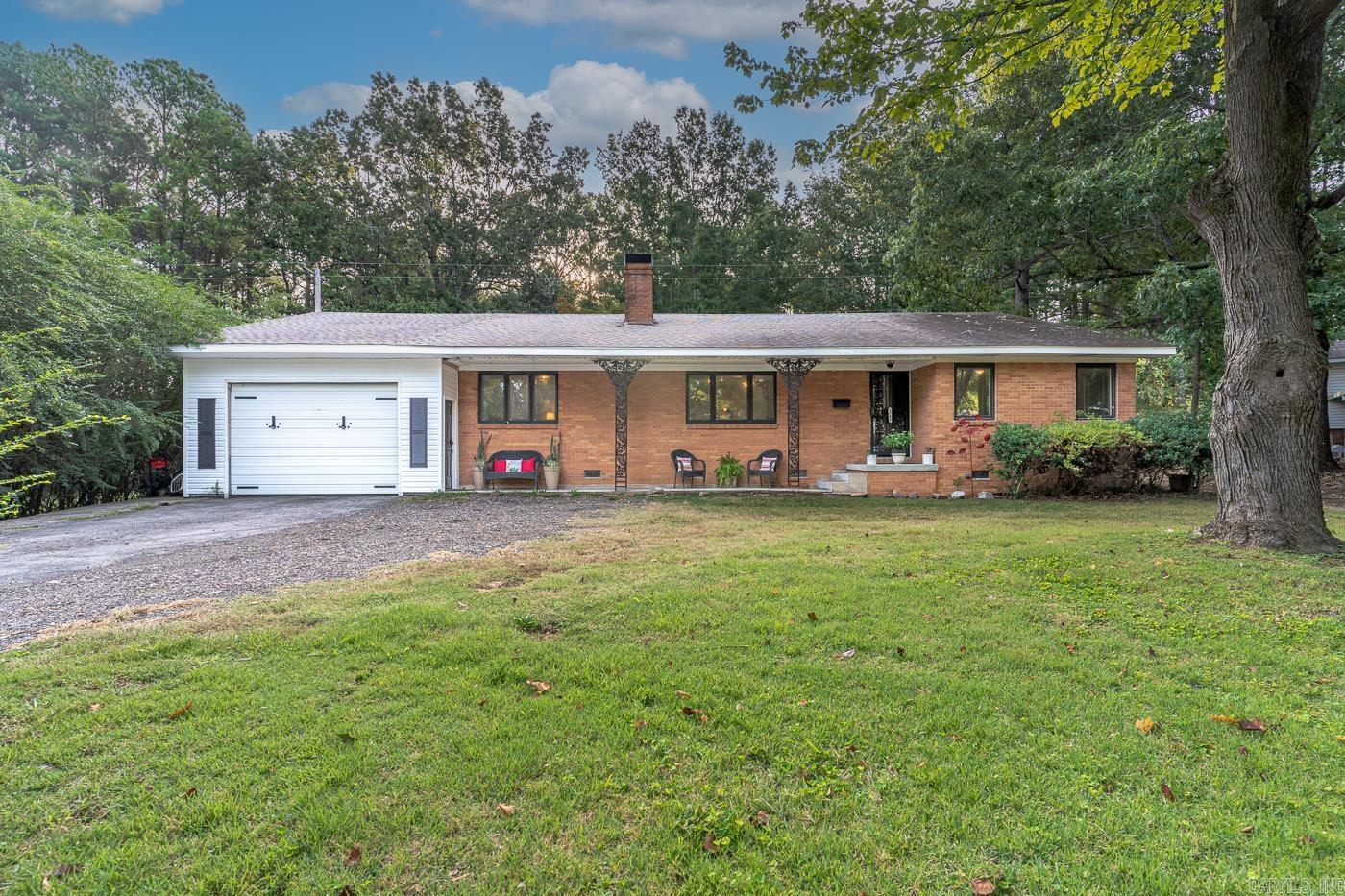 1706 Hillcrest Drive Paragould, AR 72450