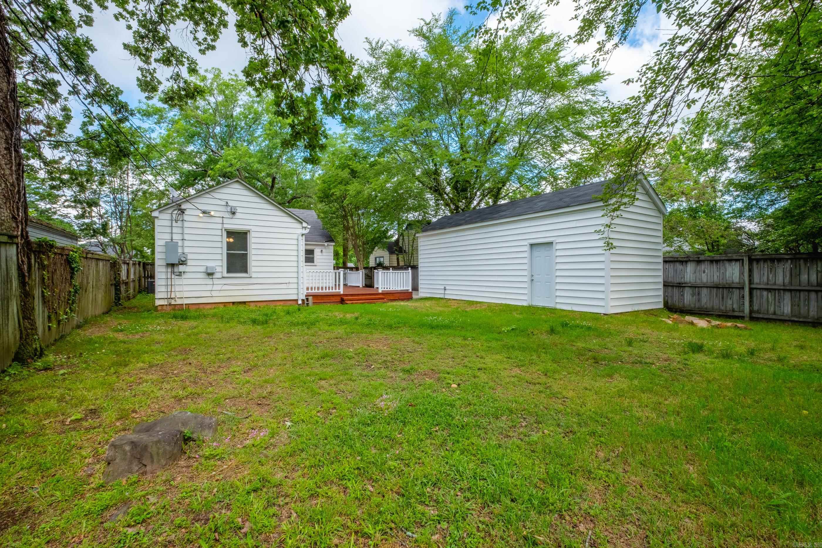 2301 N McKinley Street Little Rock, AR 72207