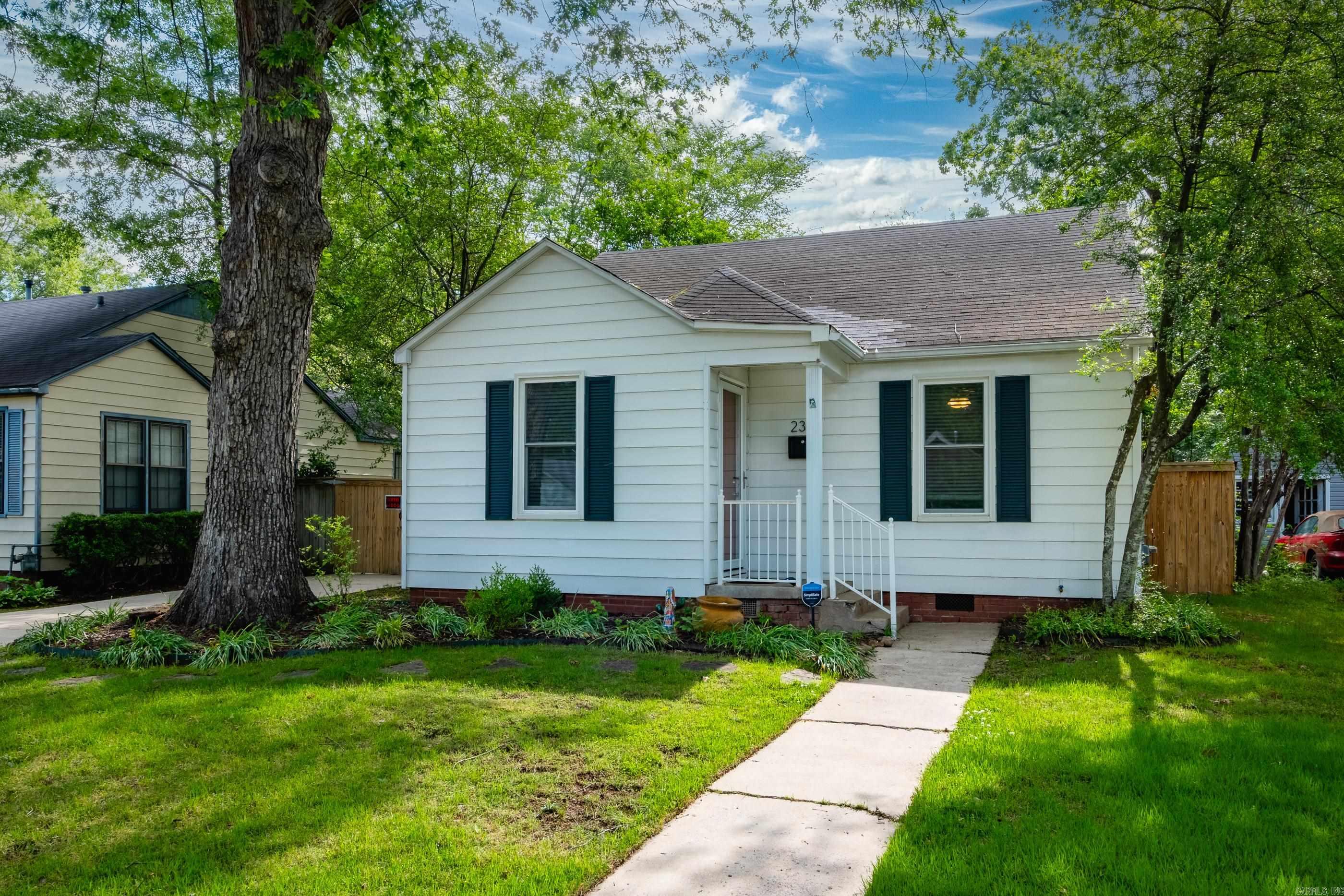 2301 N McKinley Street Little Rock, AR 72207
