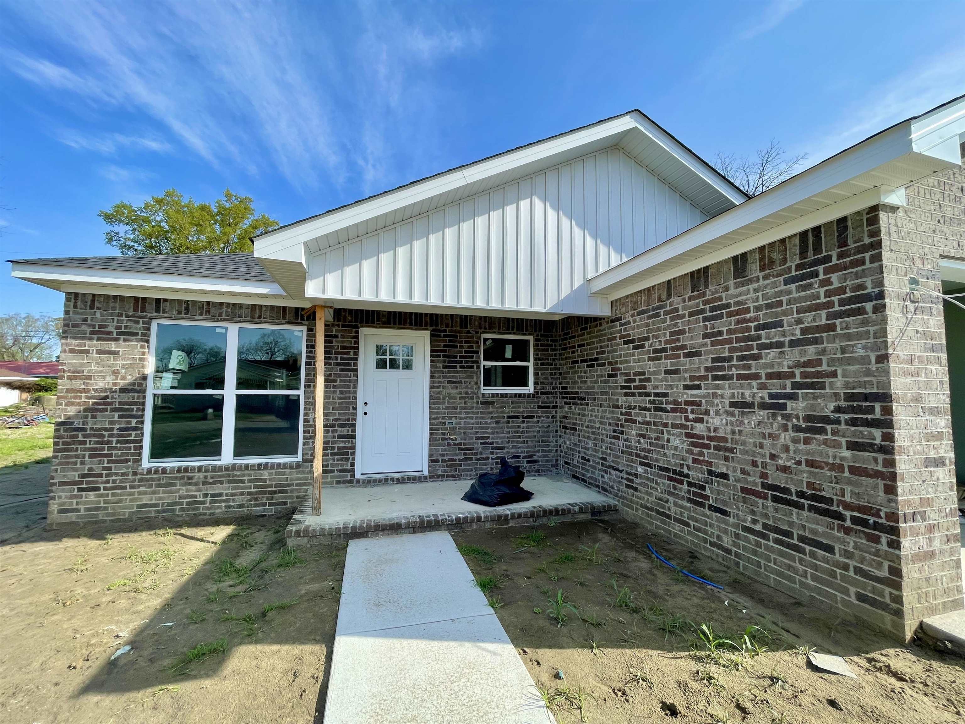 526  Maple  Trumann, AR