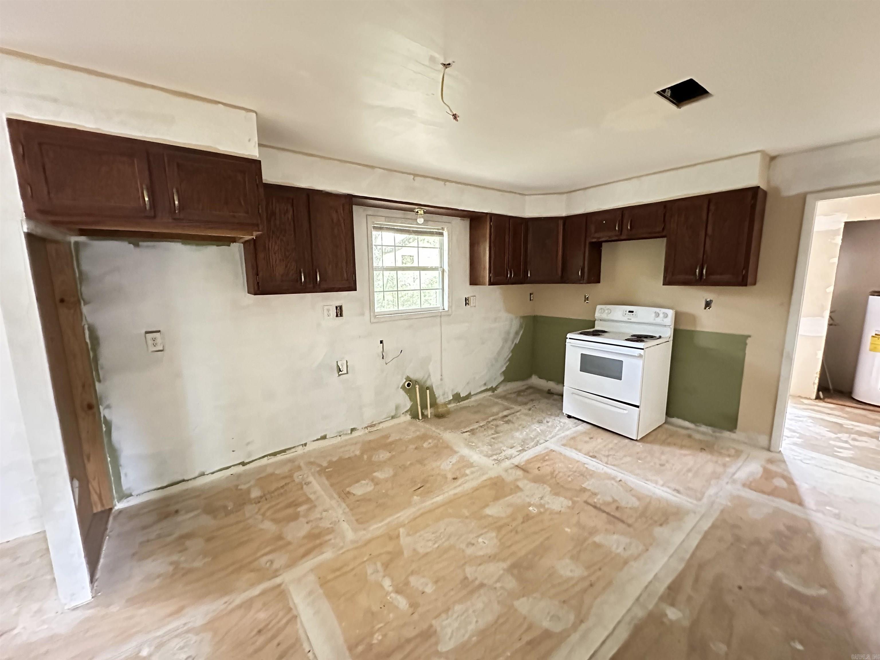 3014  Polk rd 44  Mena, AR