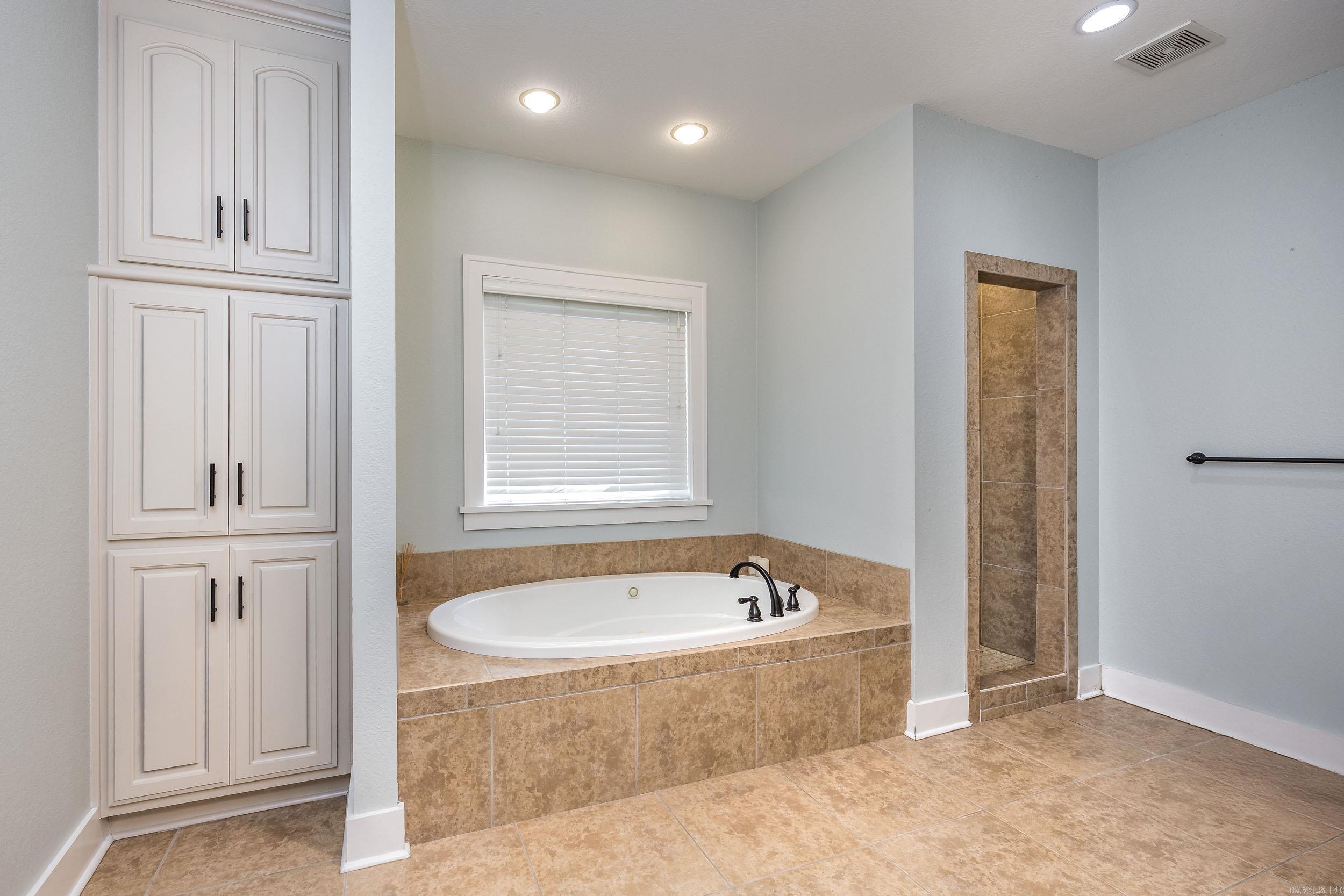 1615 N Taylor Street  Little Rock, AR