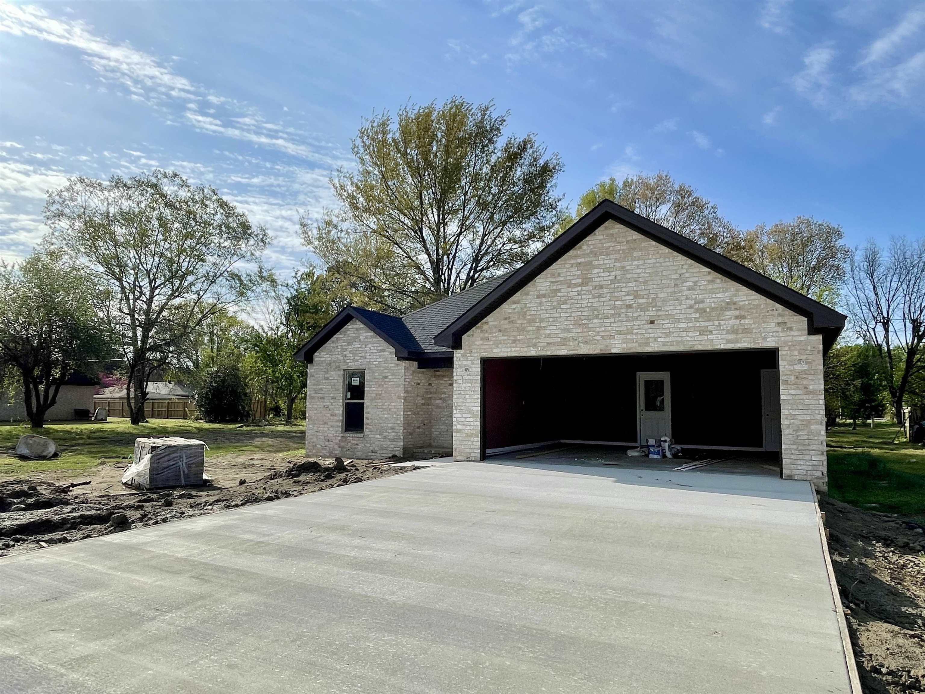 231  Flossie  Trumann, AR