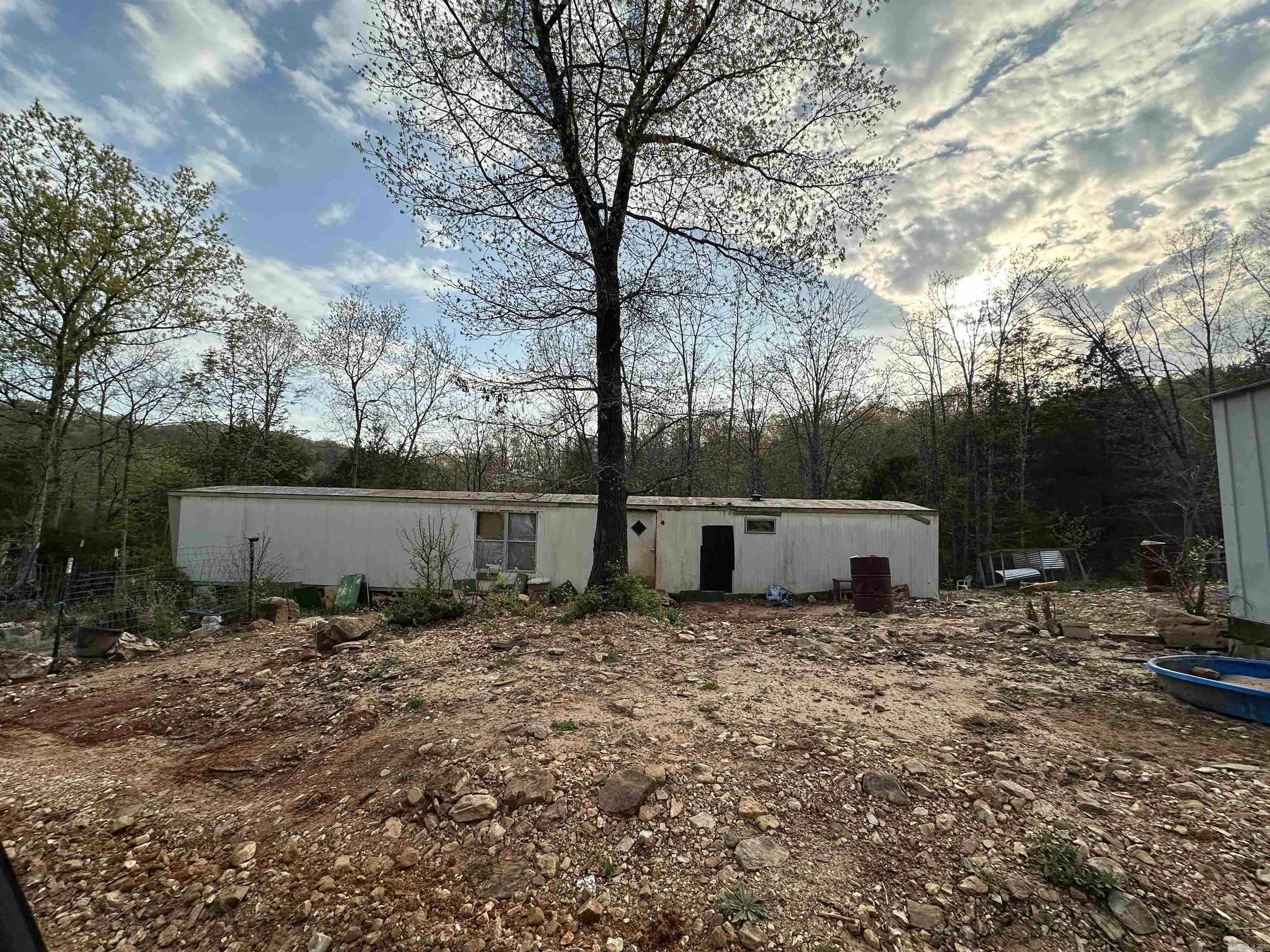 188 Oregon Trail  Pyatt, AR