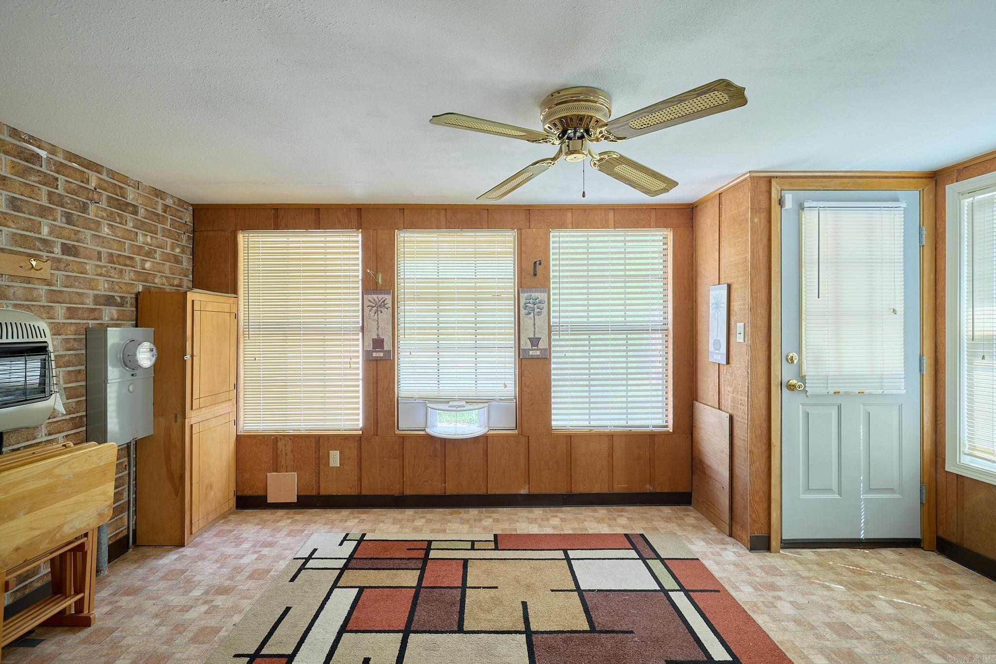 319  Shawnee  Hot Springs, AR
