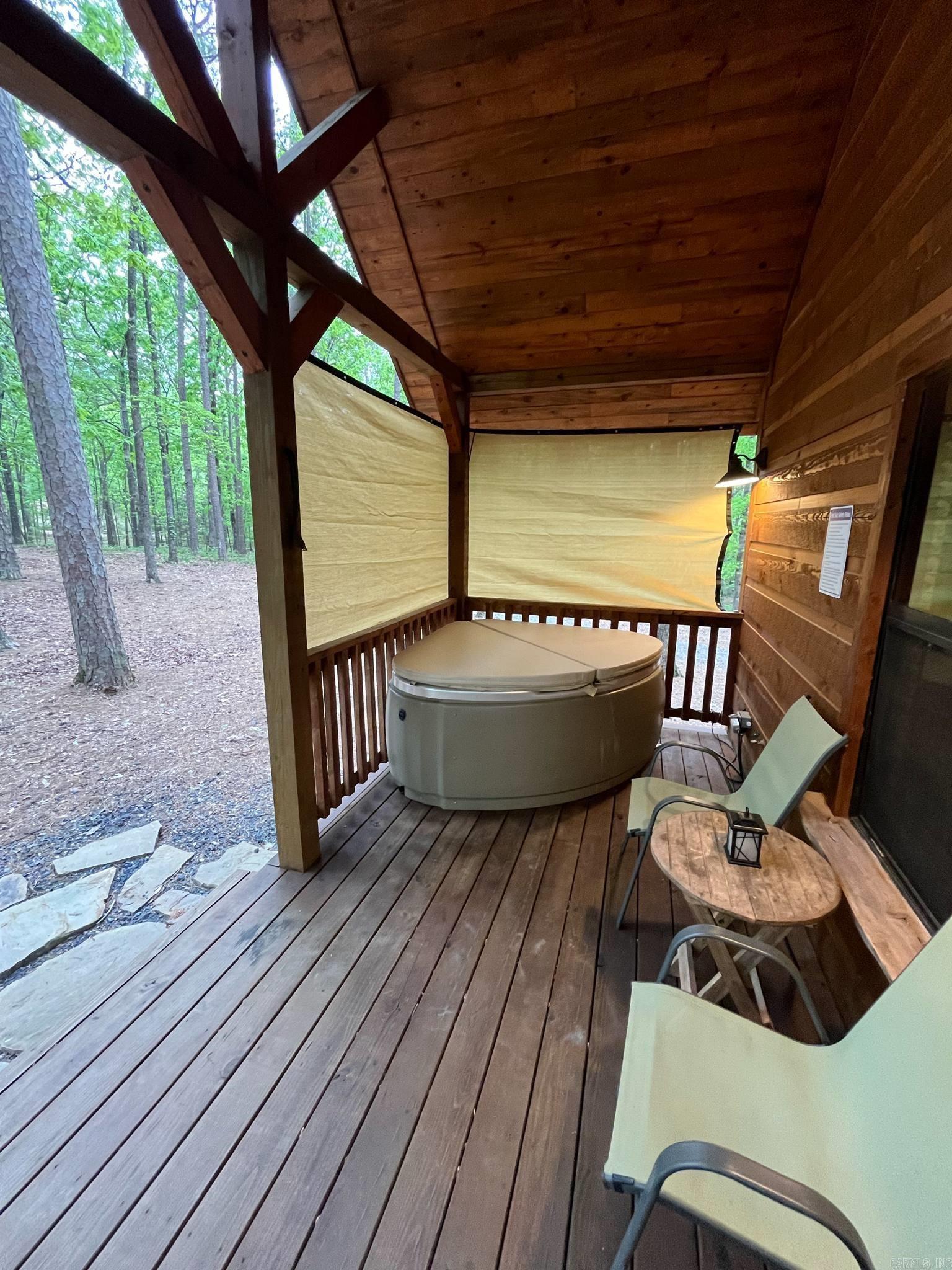 892  Hwy 375 E  Mena, AR