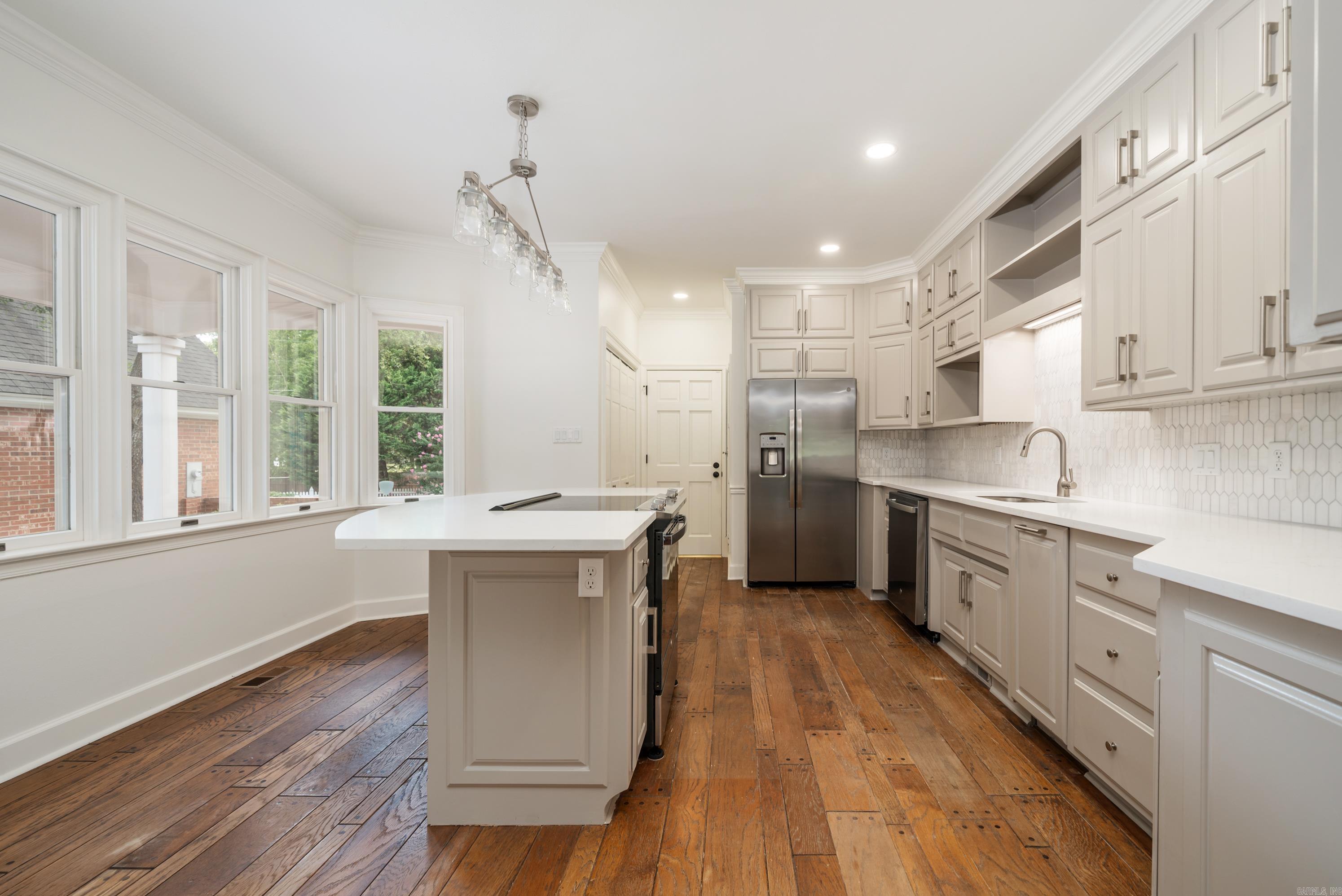 681  Shady Grove  Hot Springs, AR