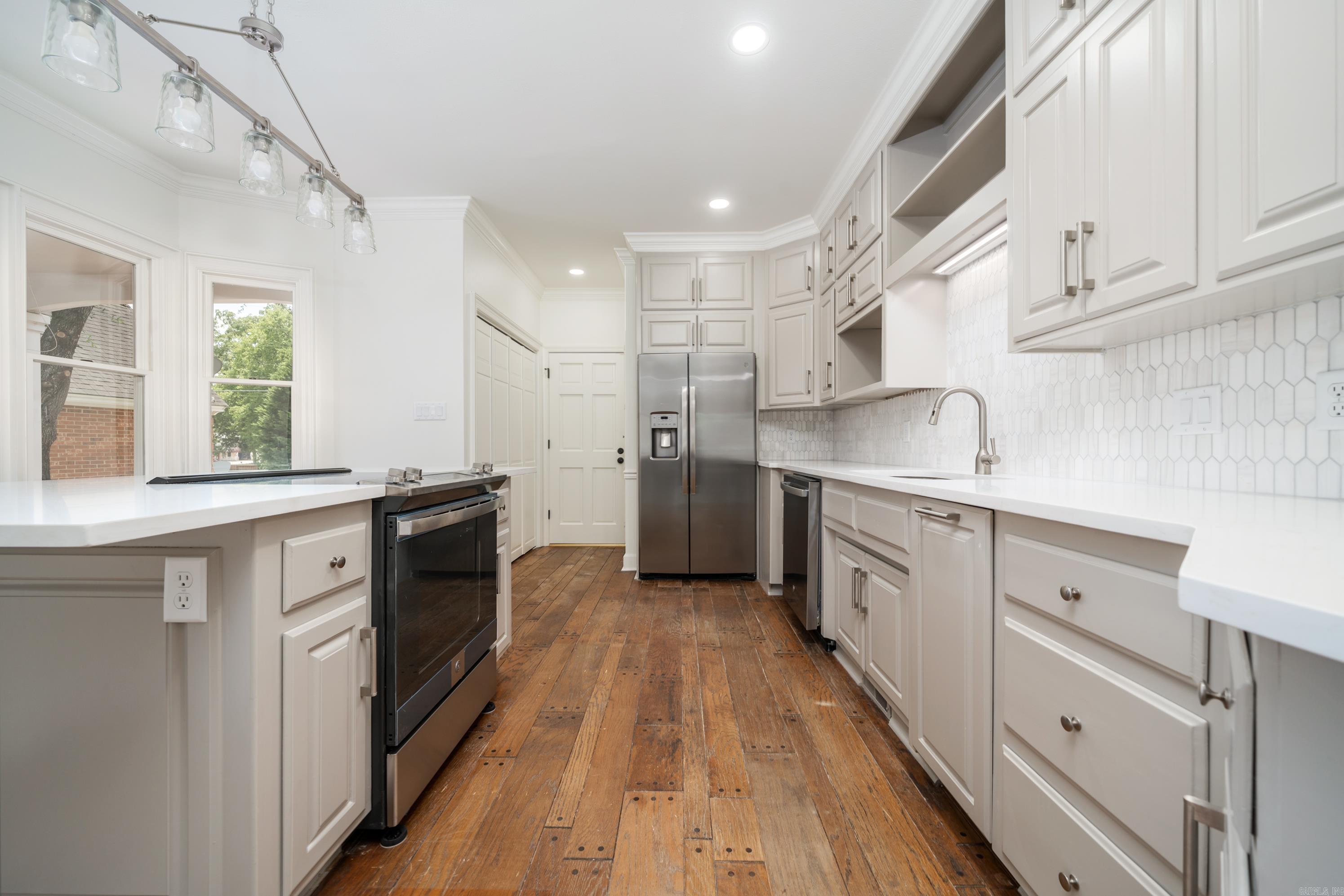 681  Shady Grove  Hot Springs, AR