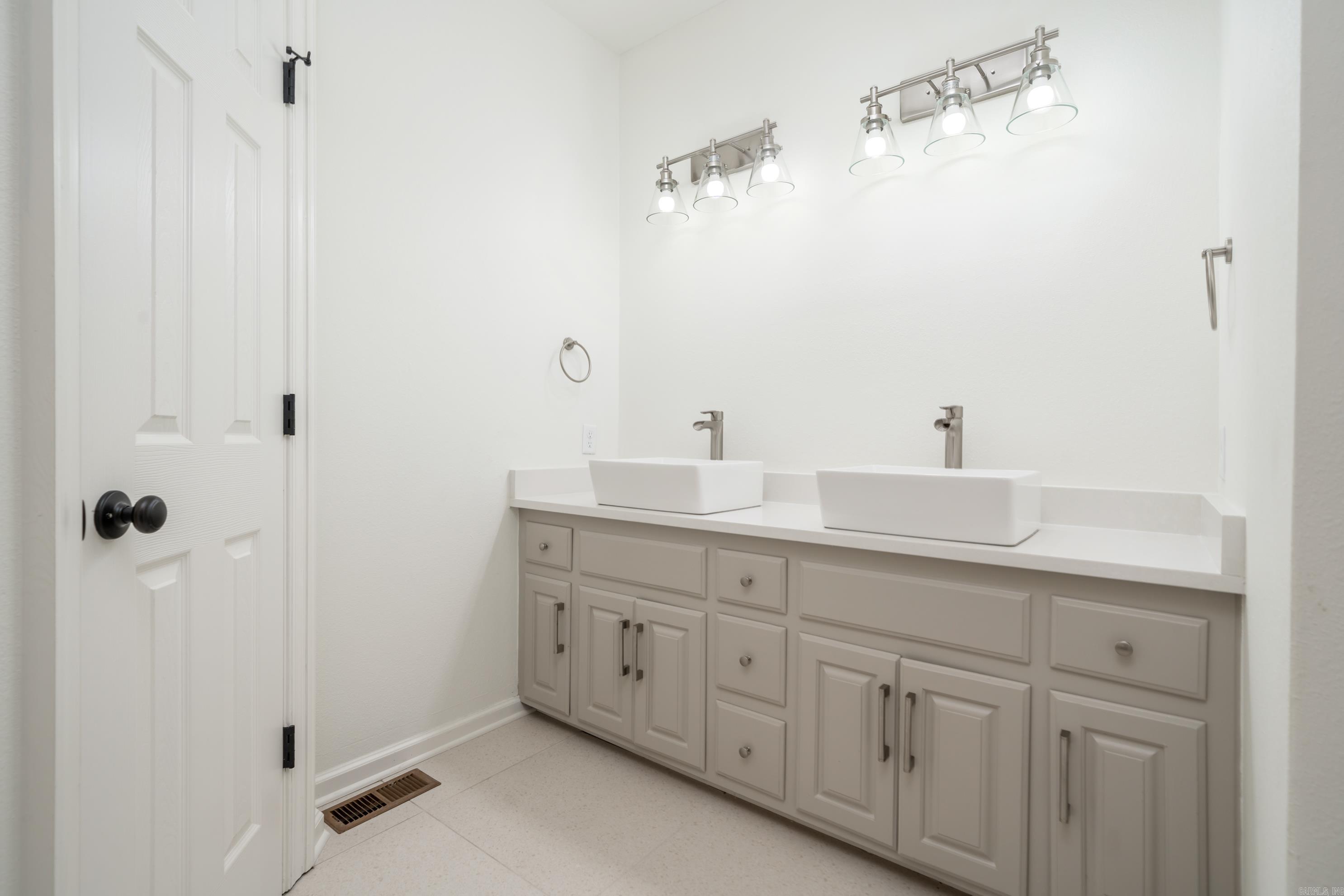 681  Shady Grove  Hot Springs, AR