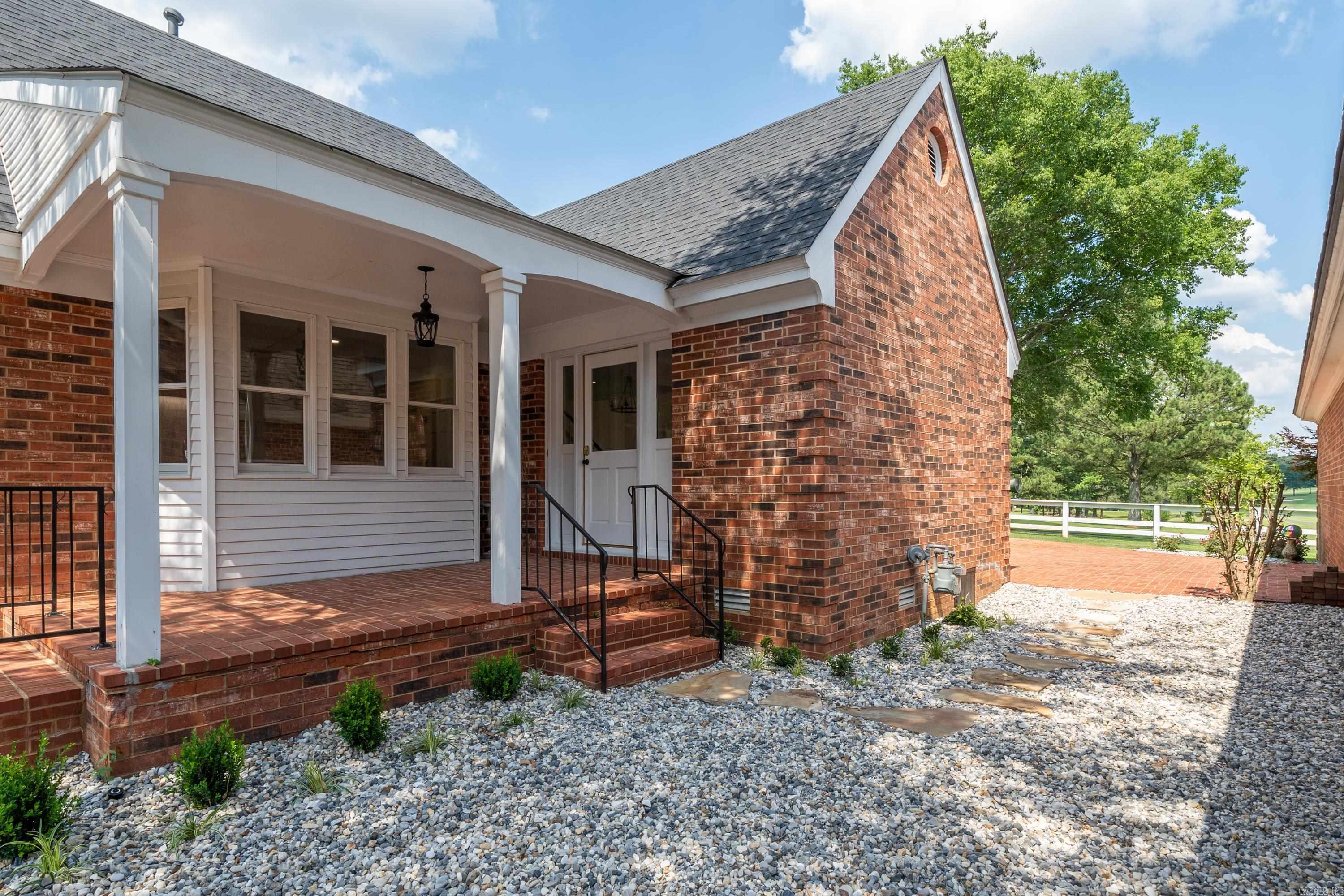 681  Shady Grove  Hot Springs, AR