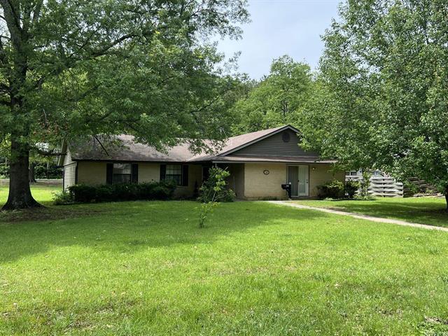 210  Gary Drive  Mena, AR