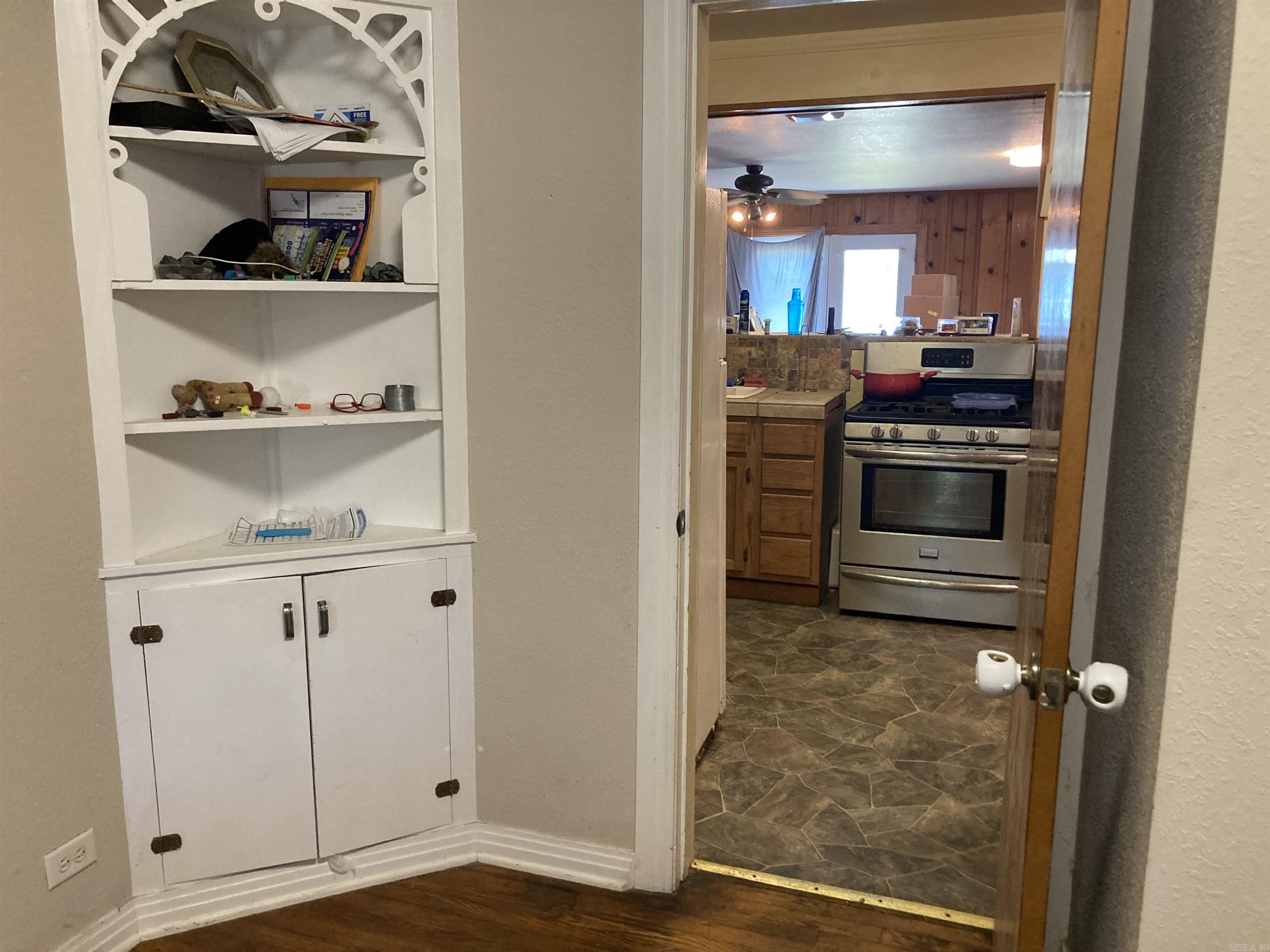 207  11th  Mena, AR