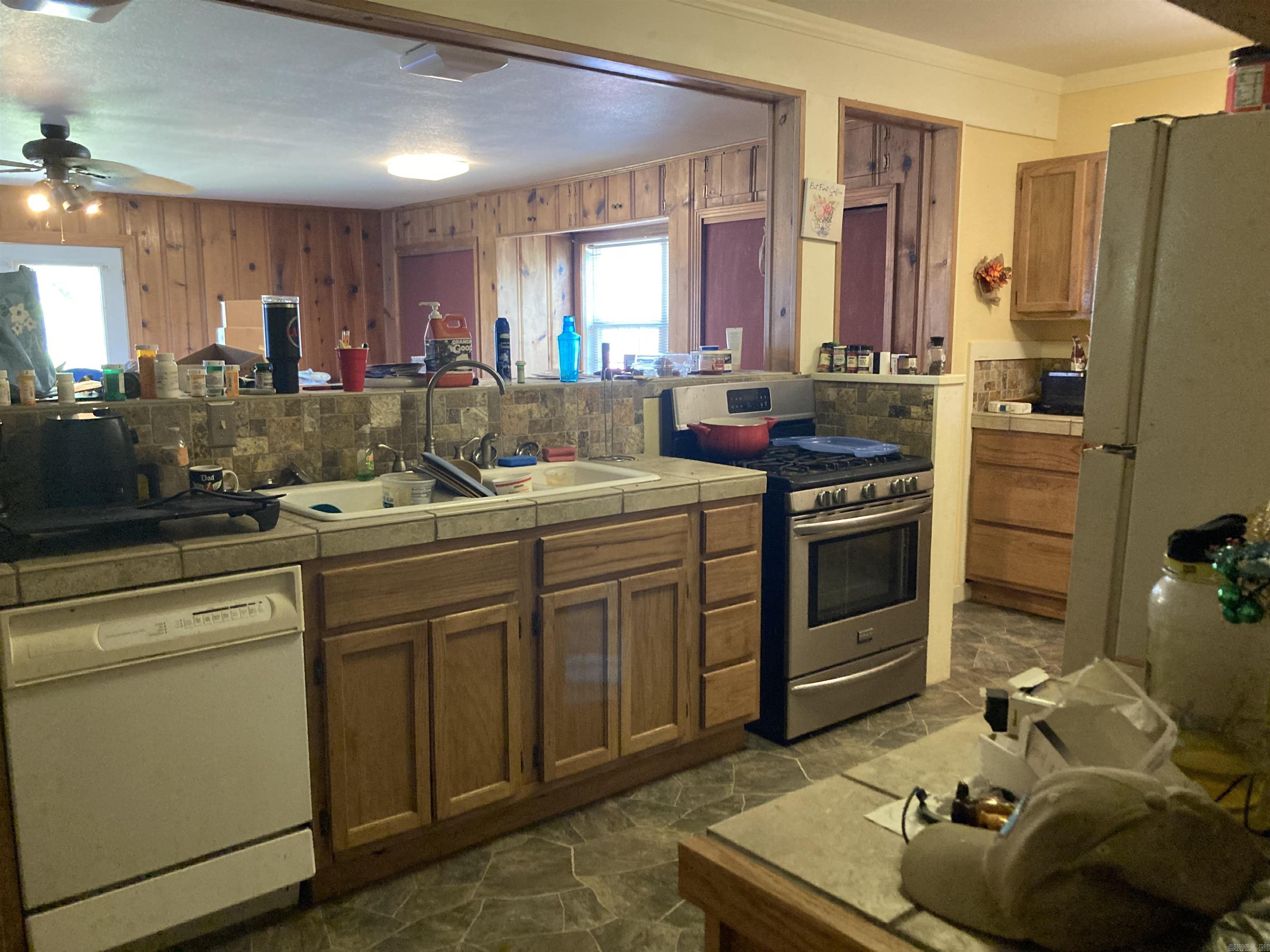 207  11th  Mena, AR