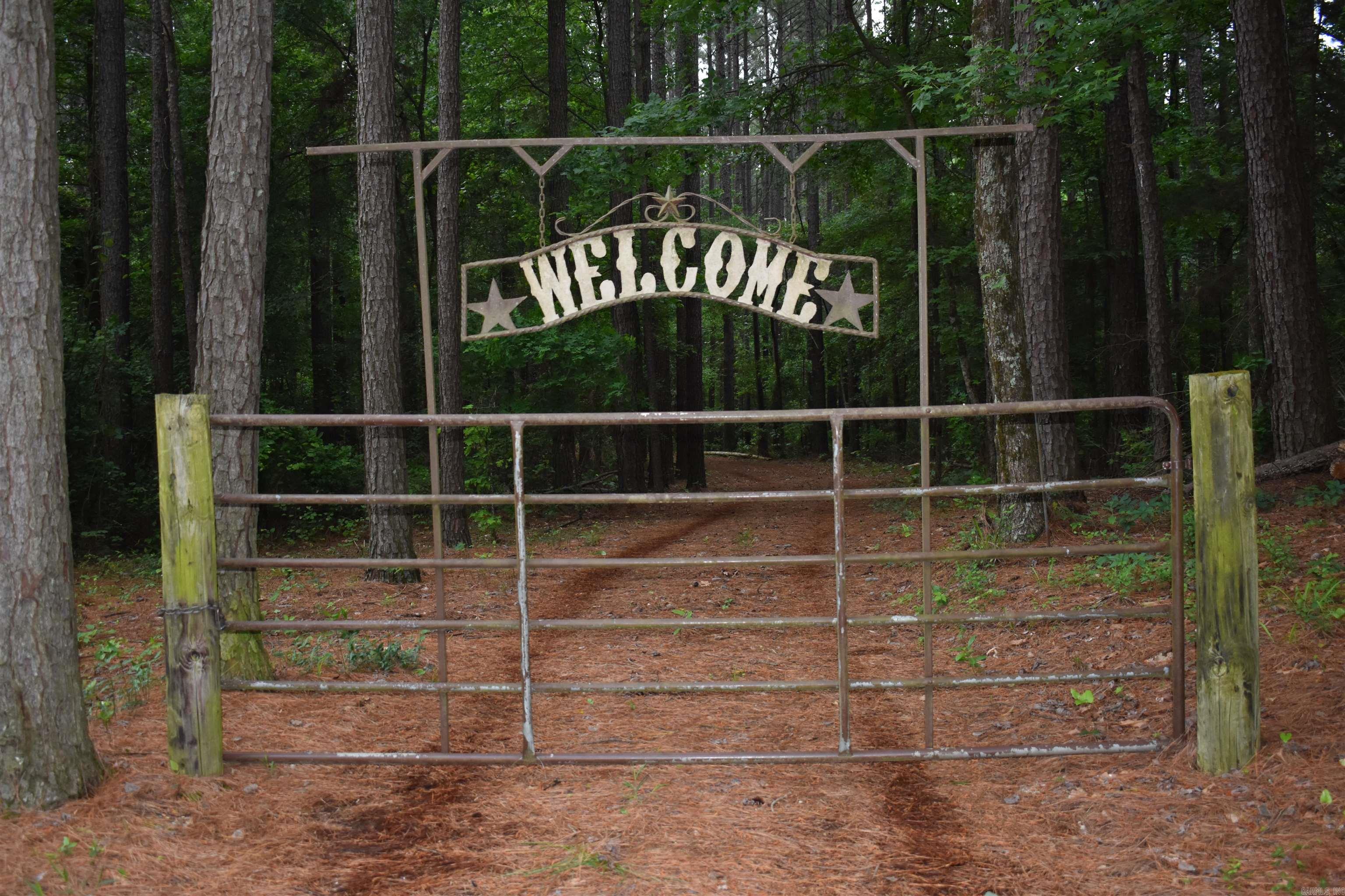 255  Mount Carmel  Dierks, AR