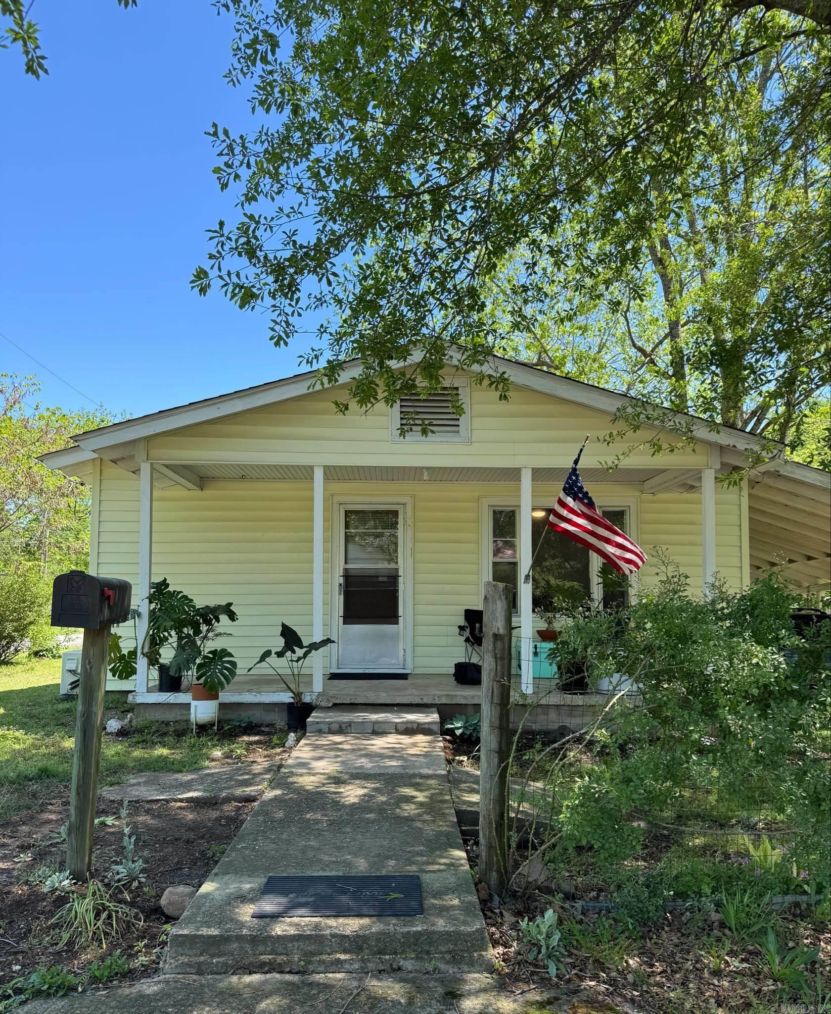 1100  Second Street  Mena, AR