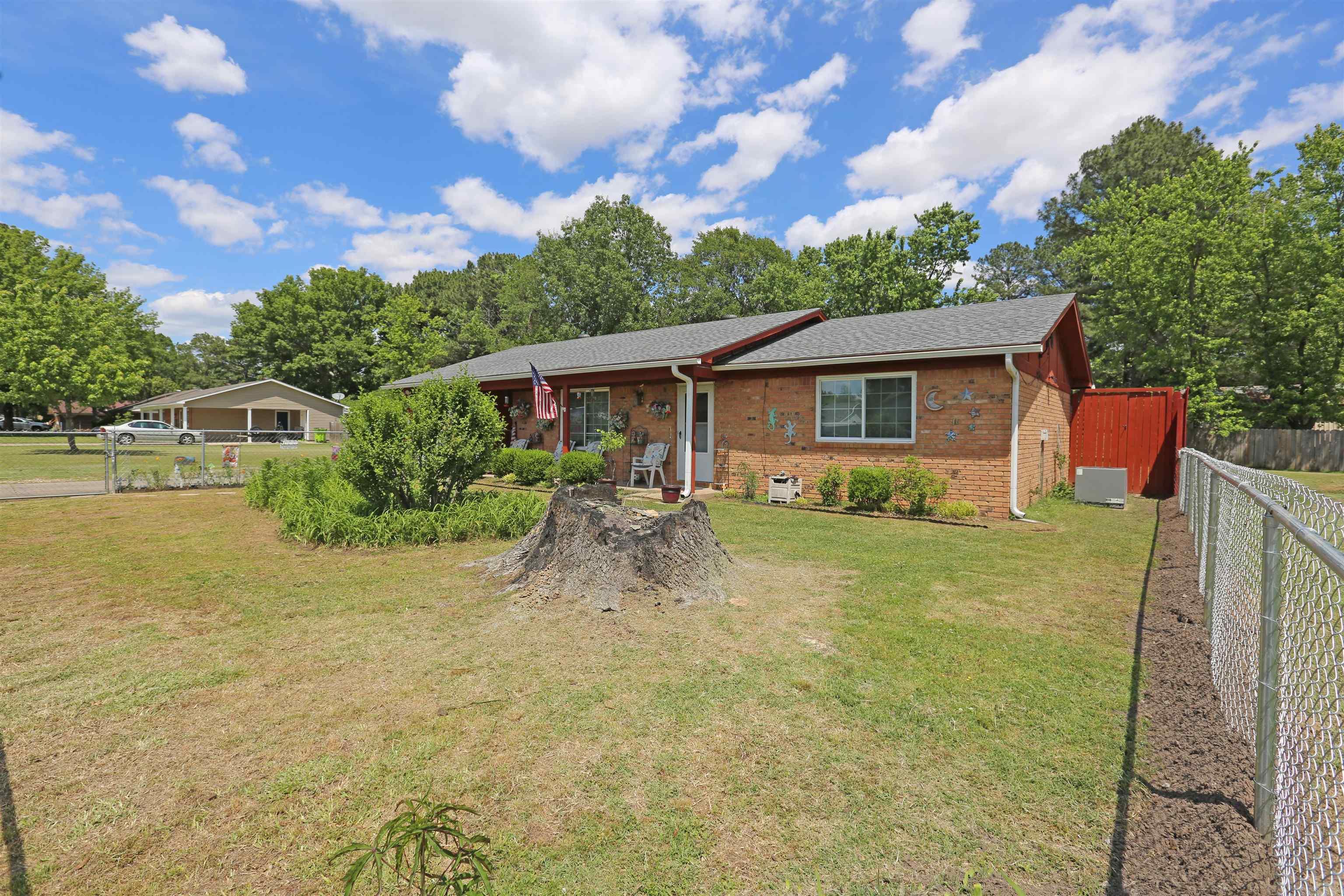 1210  Privett Park  Lonoke, AR