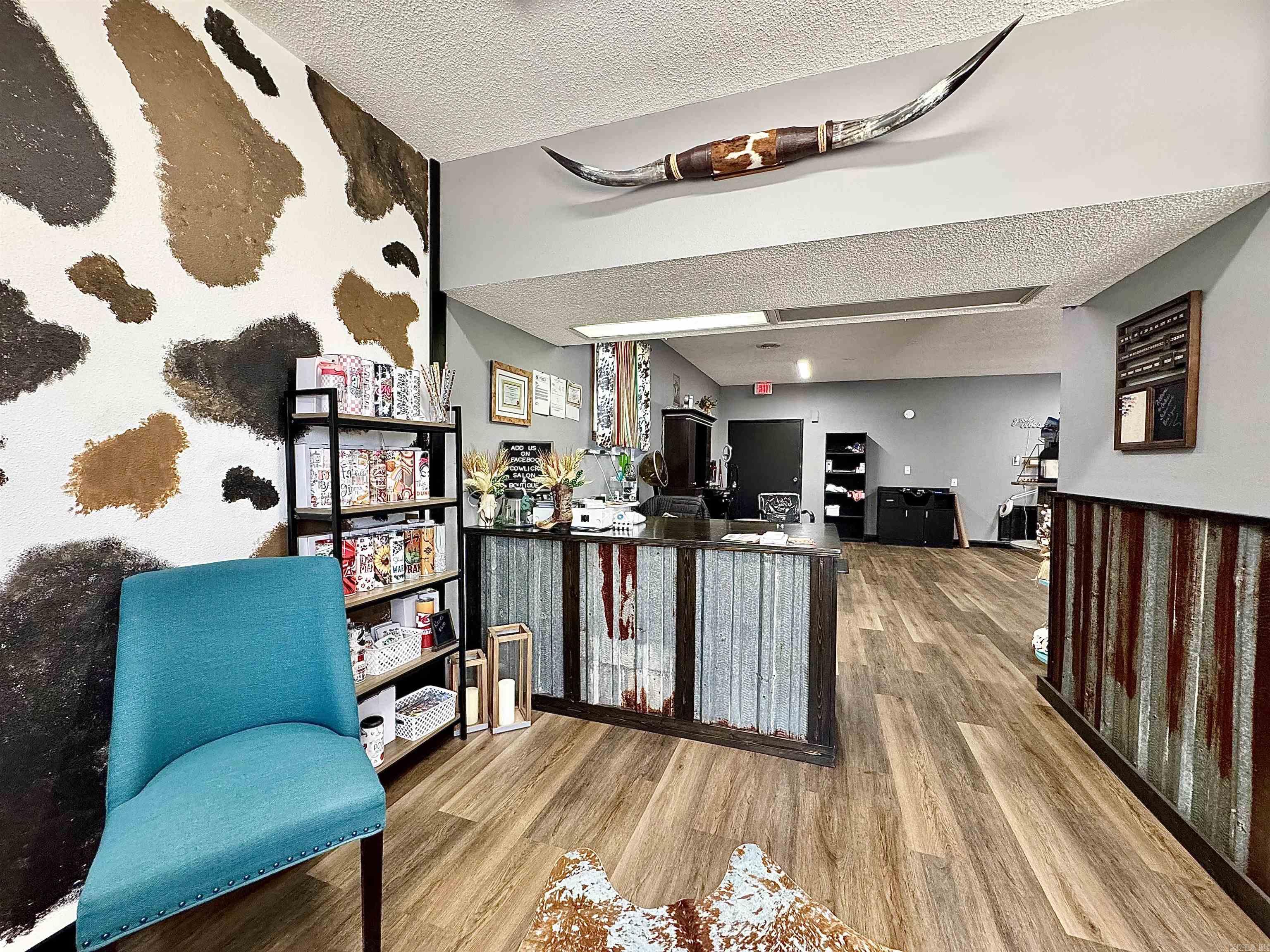7767 S Highway 65  Valley Springs, AR