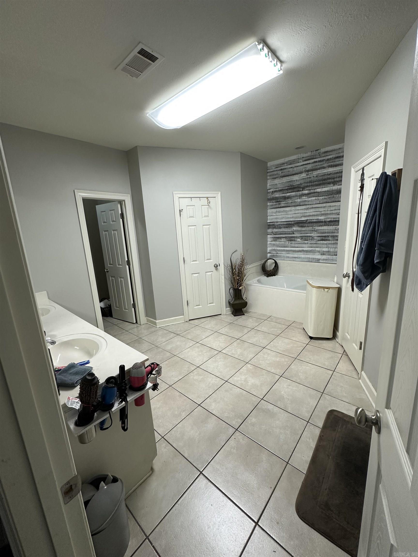 687  Hwy 321  Beebe, AR