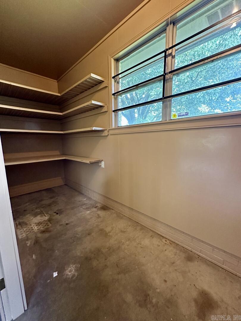 7704  Dollarway  White Hall, AR