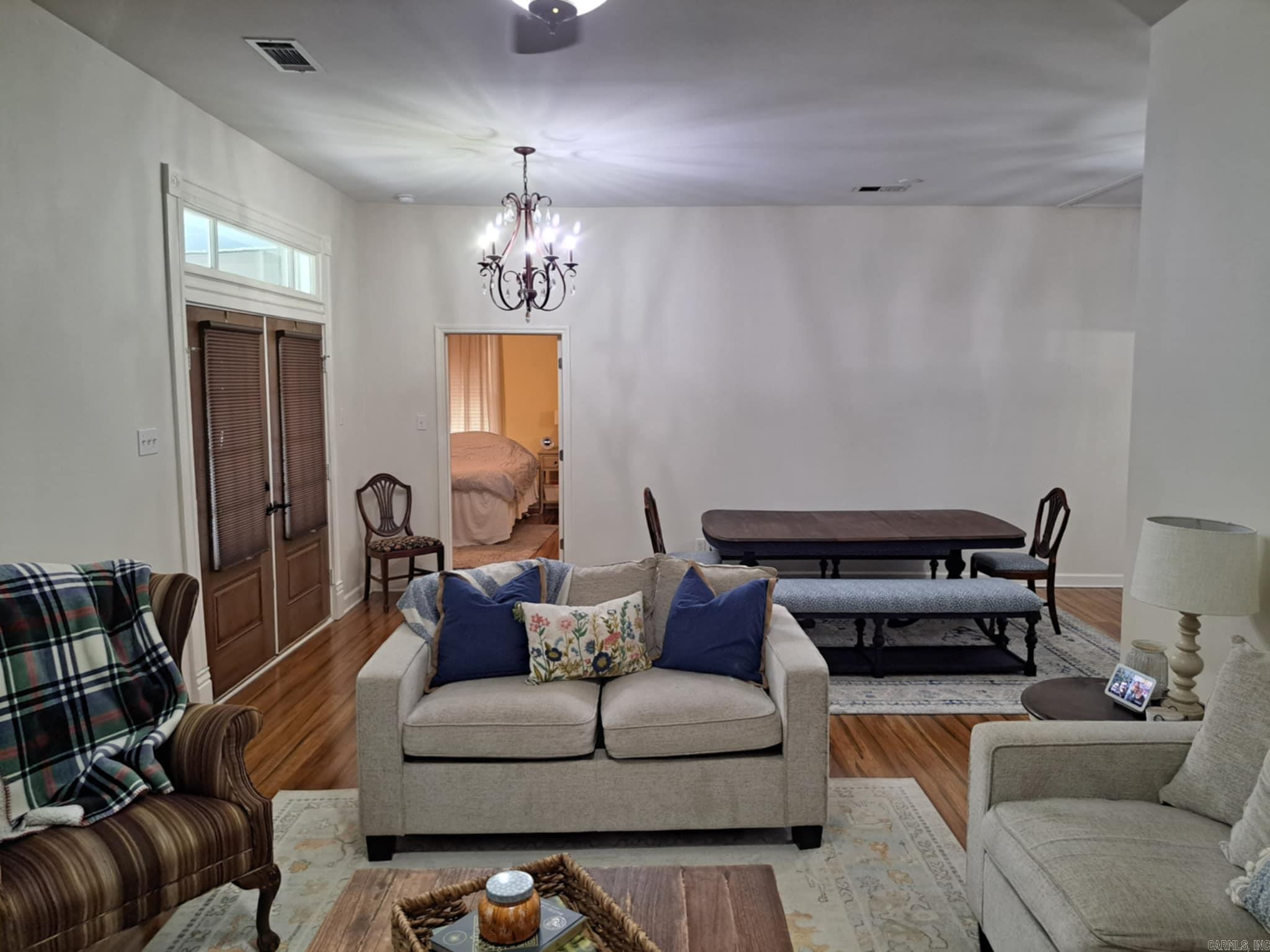 320 E 4th  Lonoke, AR