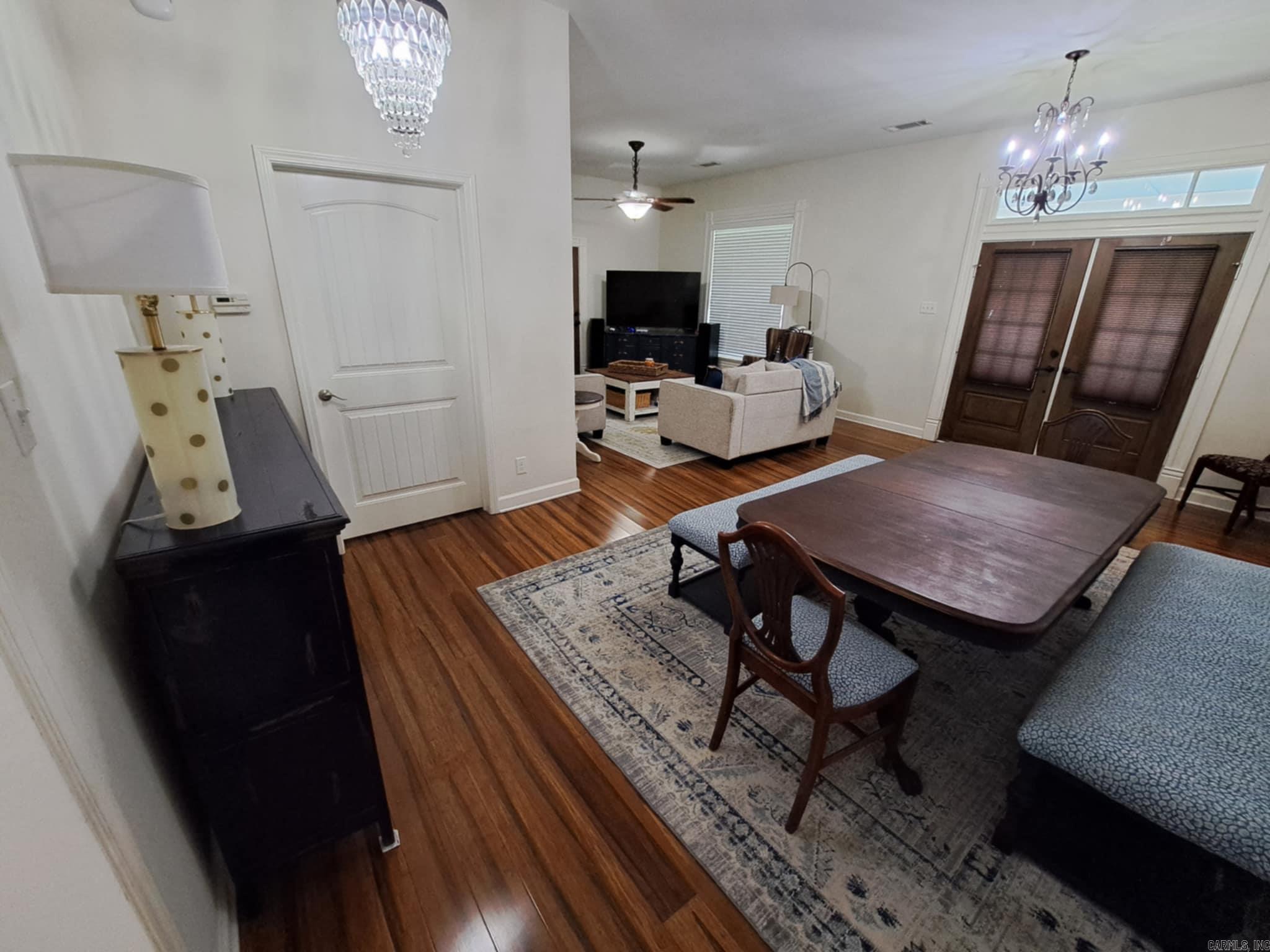 320 E 4th  Lonoke, AR
