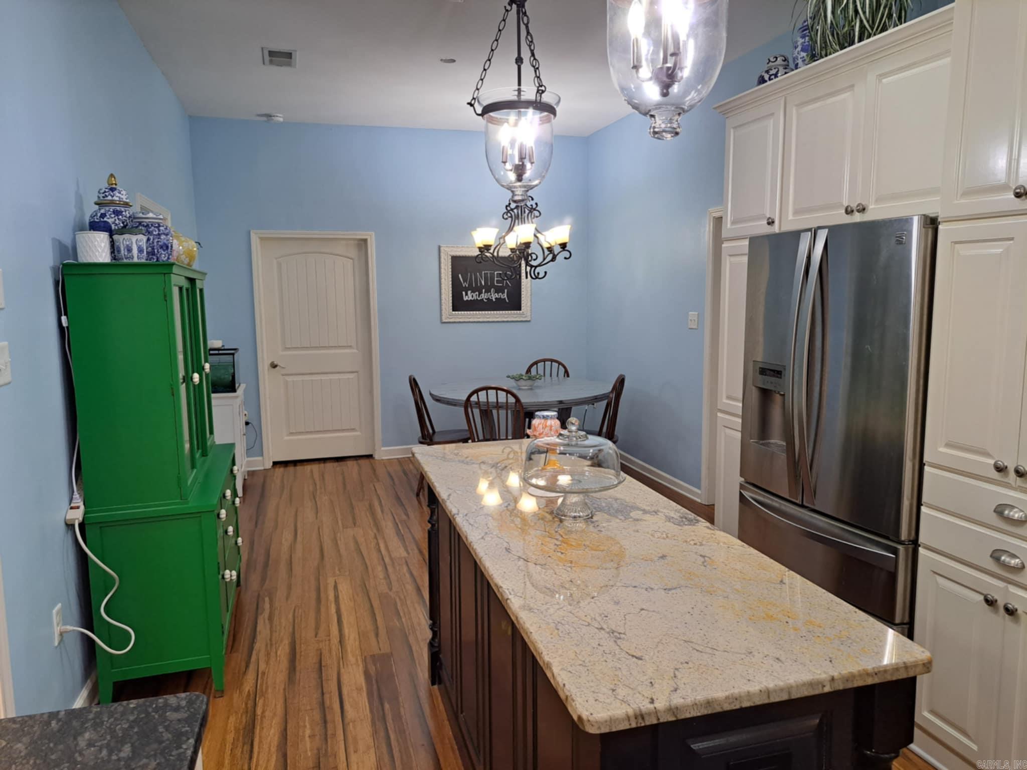 320 E 4th  Lonoke, AR
