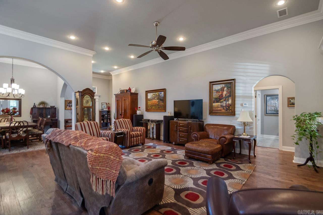 1  Epernay  Little Rock, AR