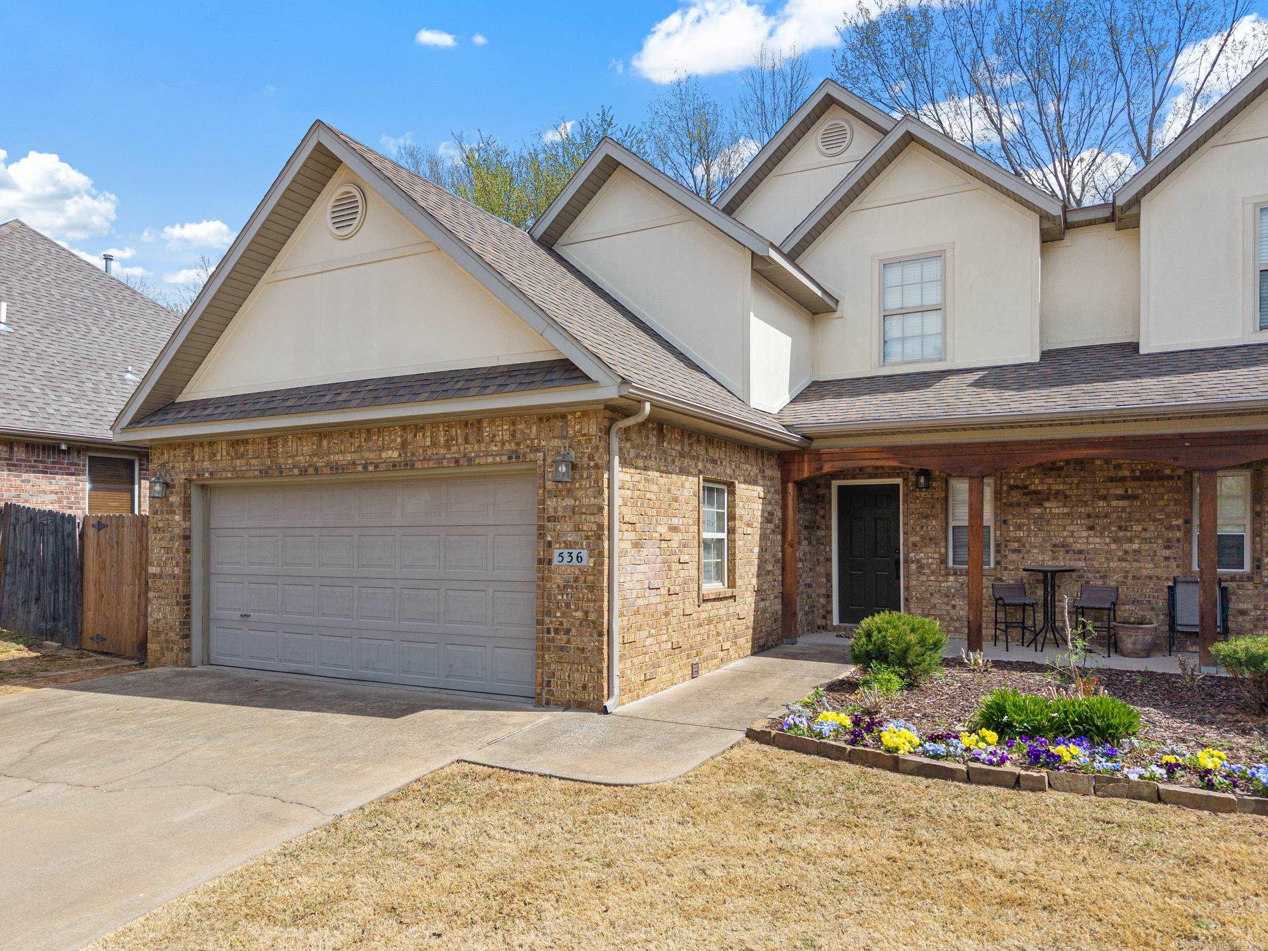 536 S Pierremont Drive  Fayetteville, AR