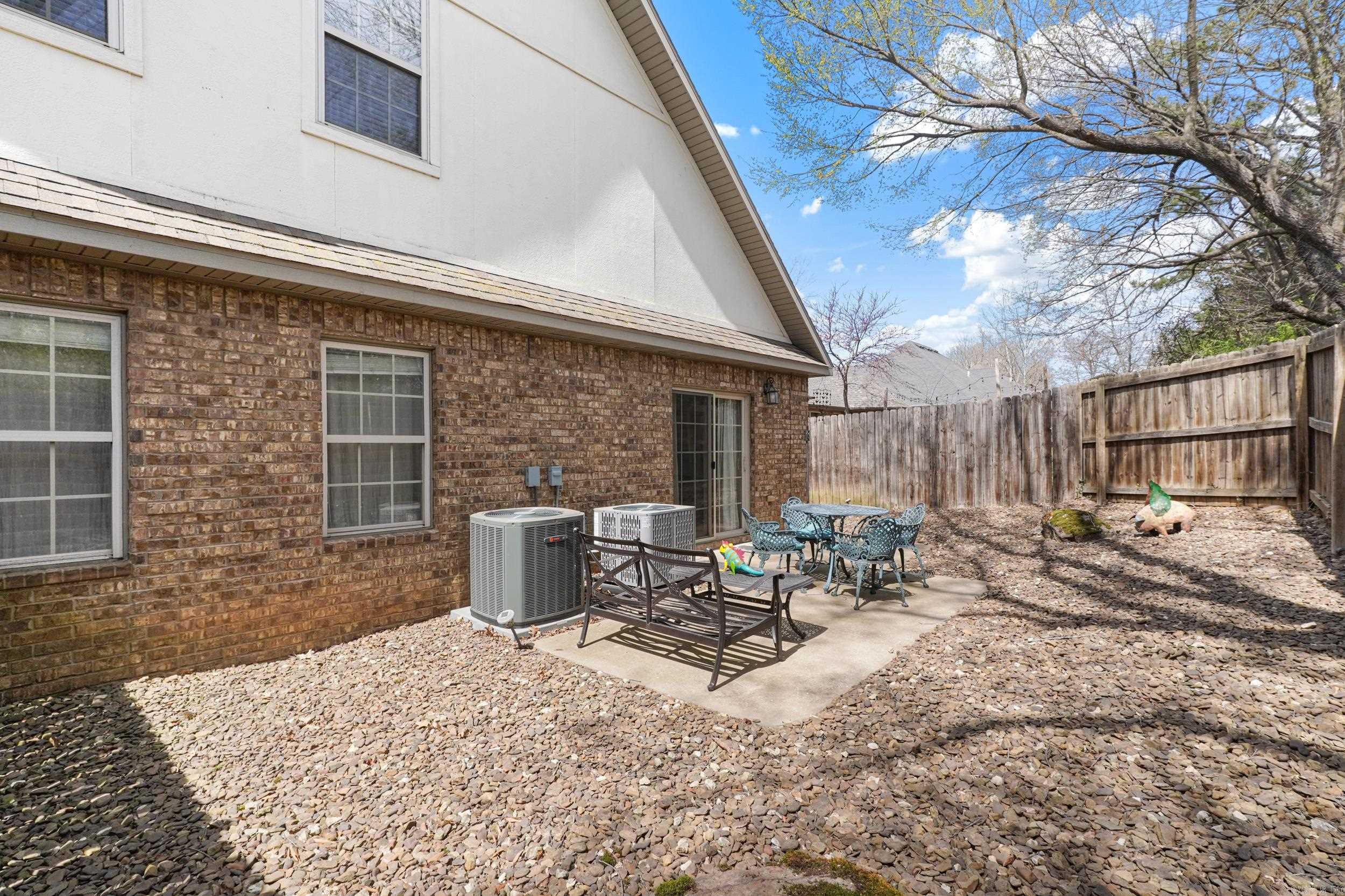 536 S Pierremont Drive  Fayetteville, AR