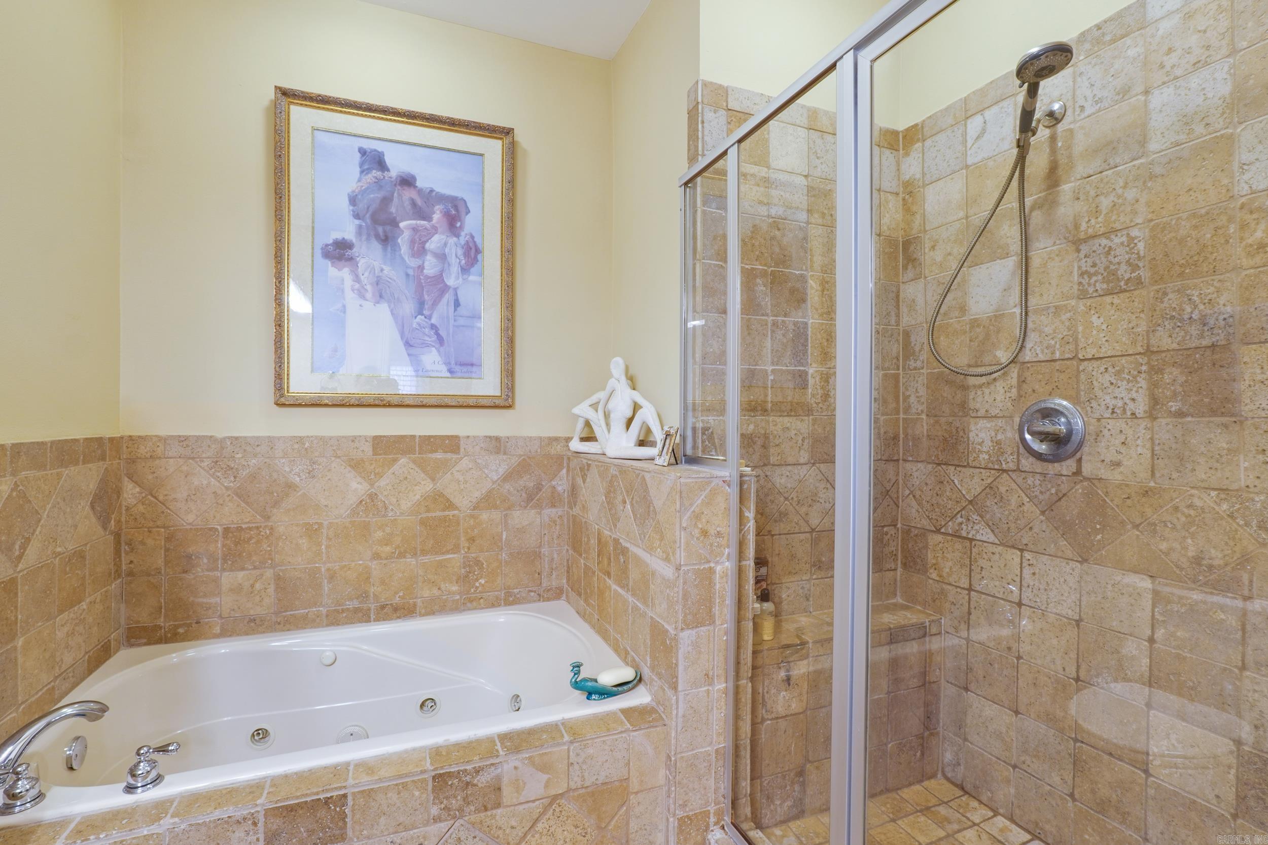 536 S Pierremont Drive  Fayetteville, AR