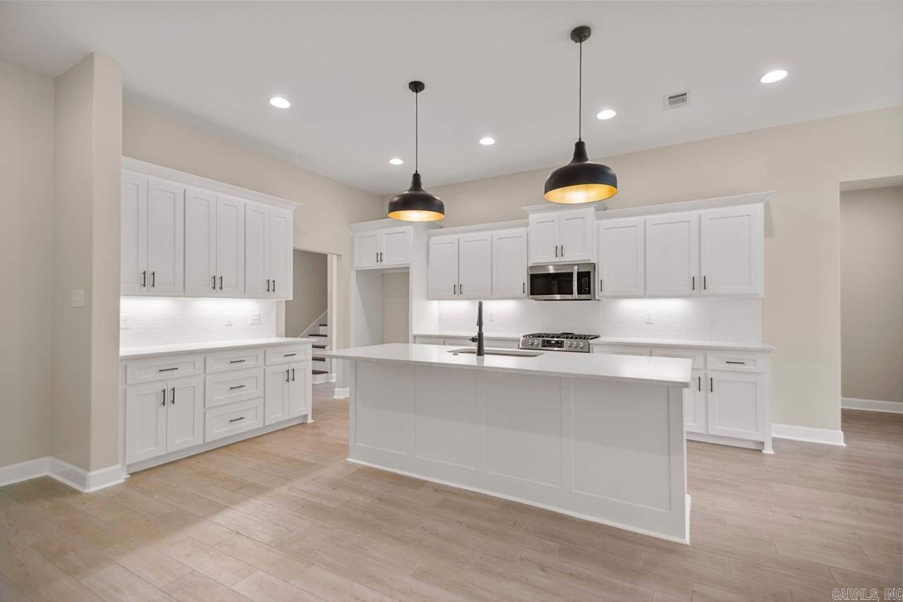 3021  Navajo  Benton, AR