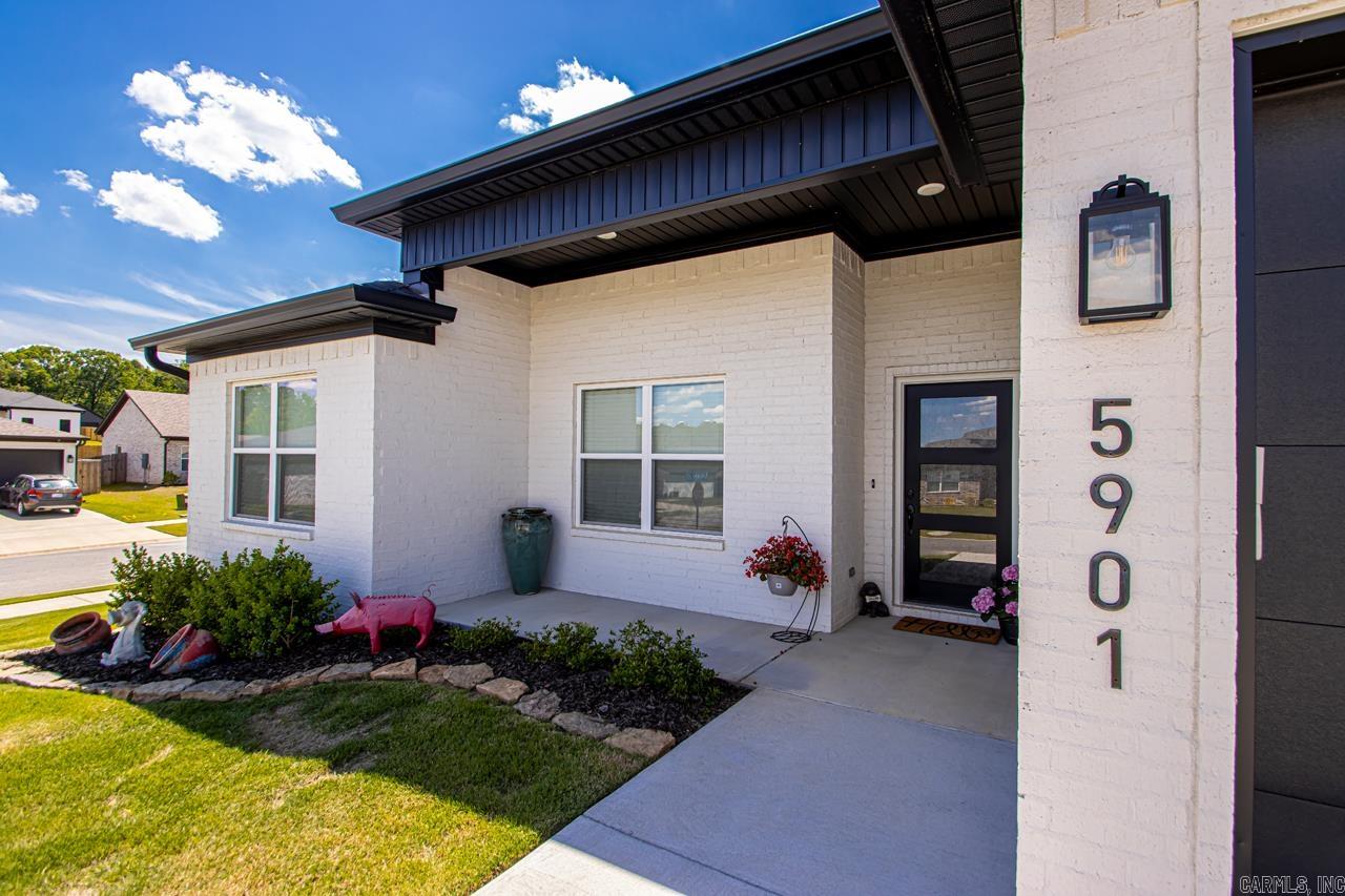5901  Utah Cove  Alexander, AR