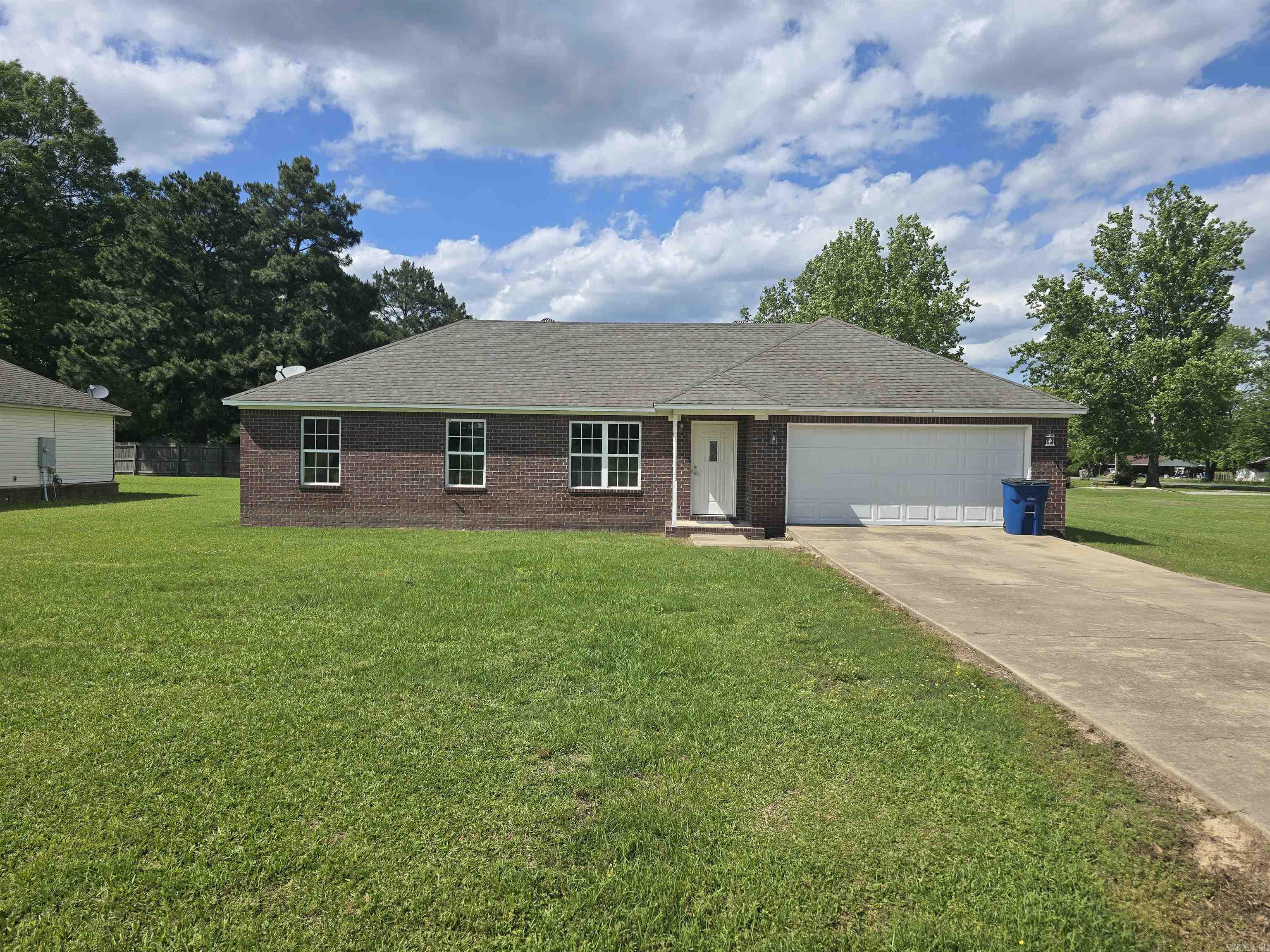 102 Mahoney Drive