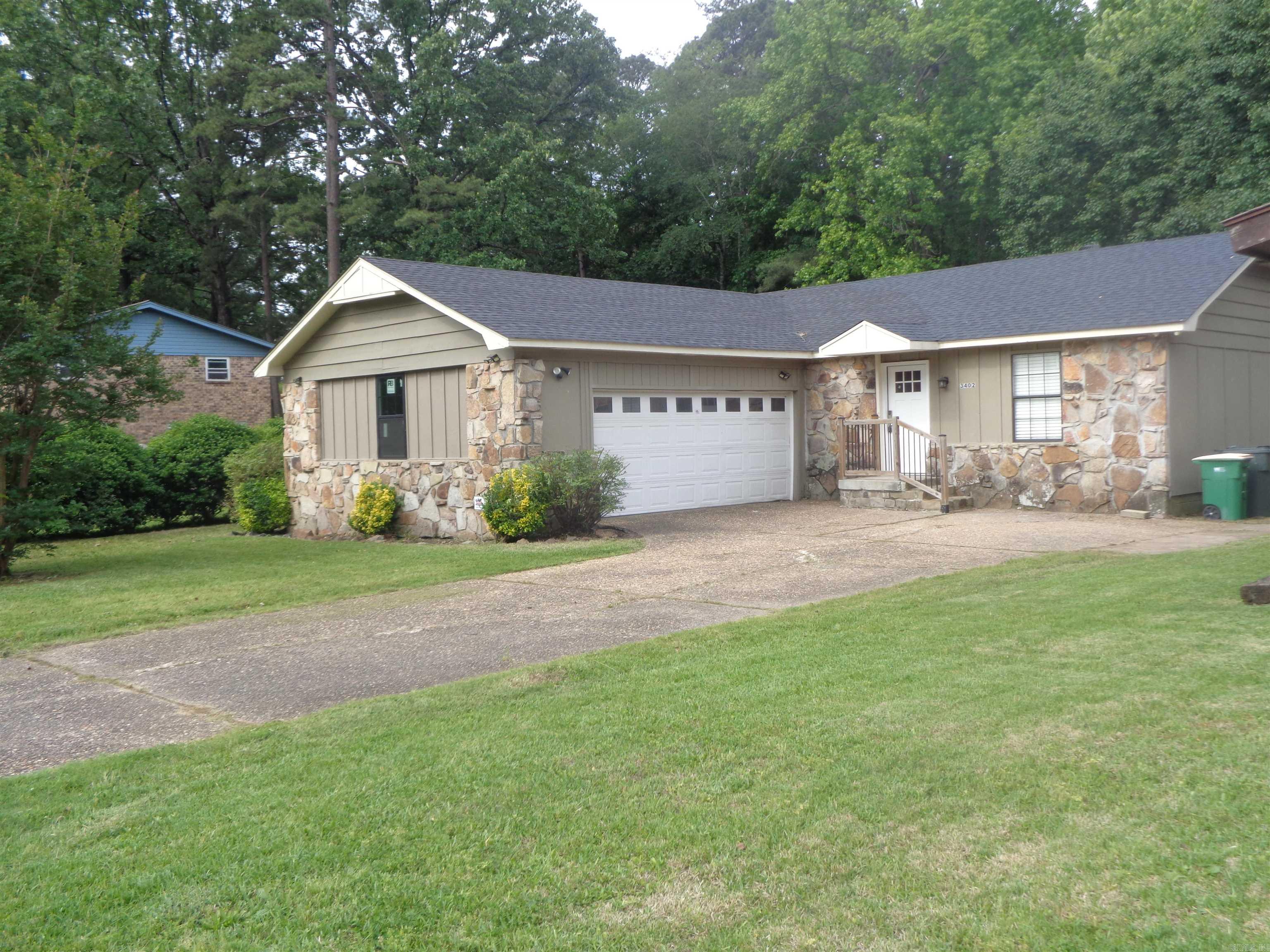 3402 Lehigh Drive