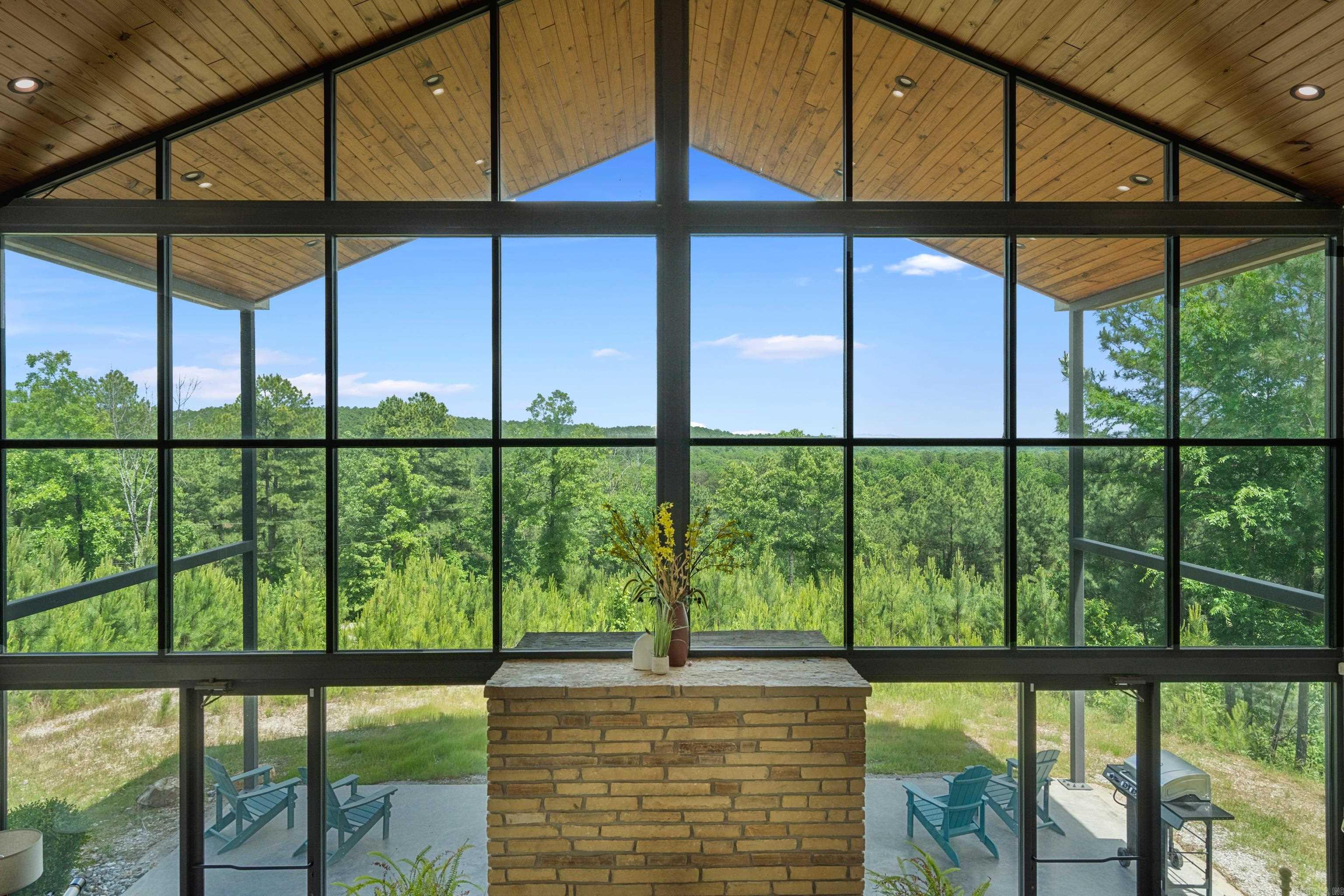 728  High Peak  Hot Springs Village, AR