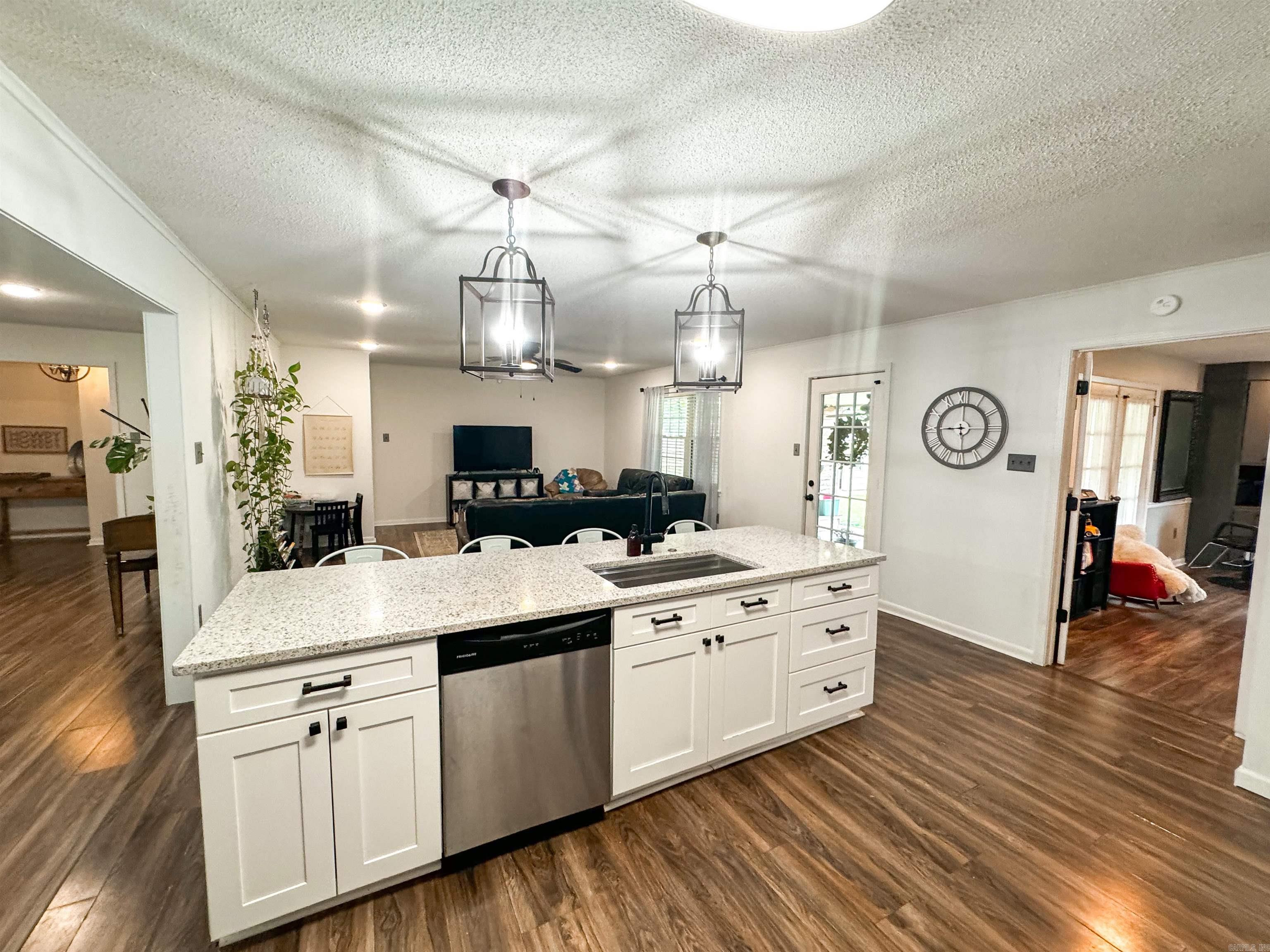 105 Liles Searcy, AR 72143