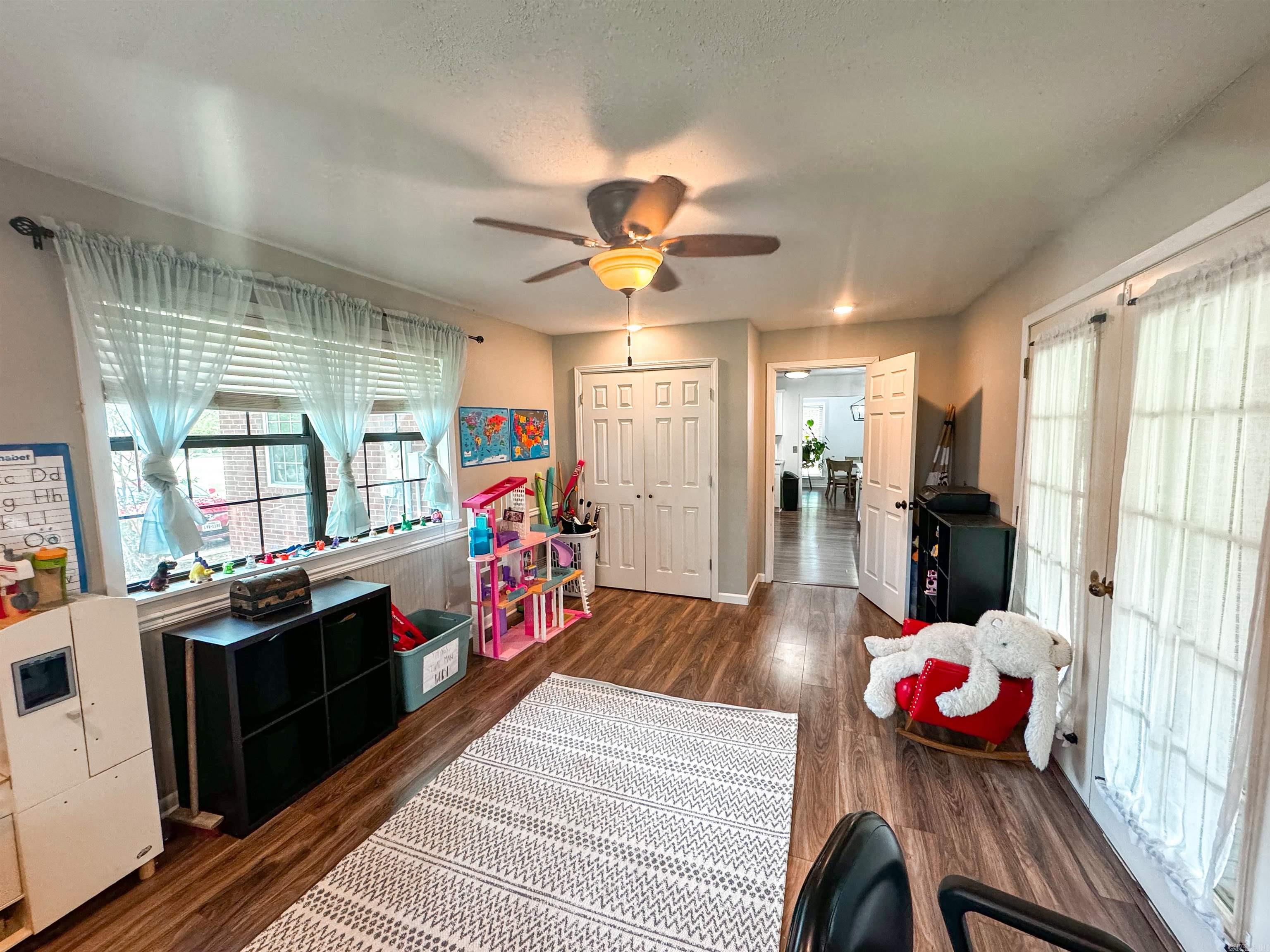 105 Liles Searcy, AR 72143