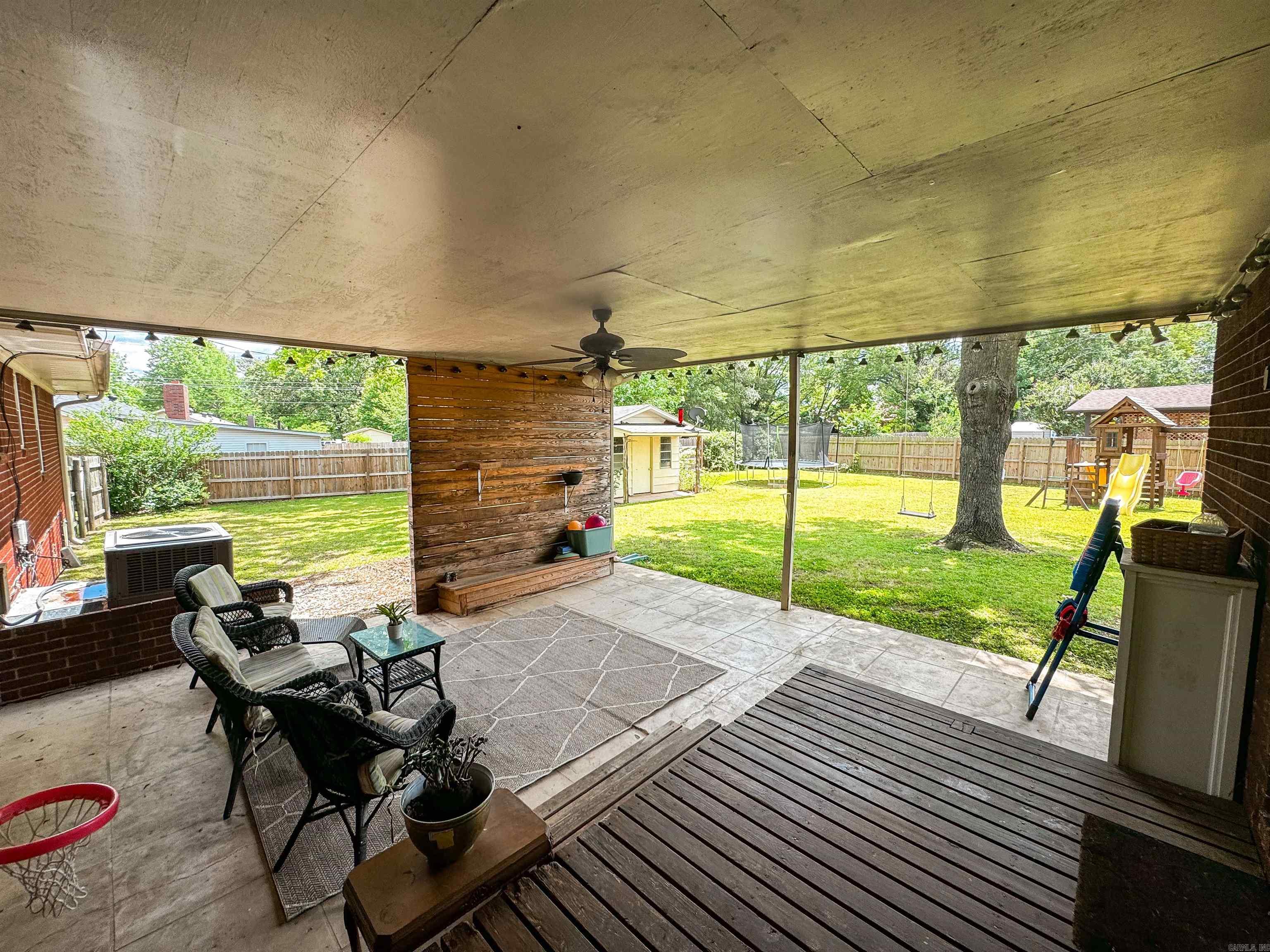 105 Liles Searcy, AR 72143