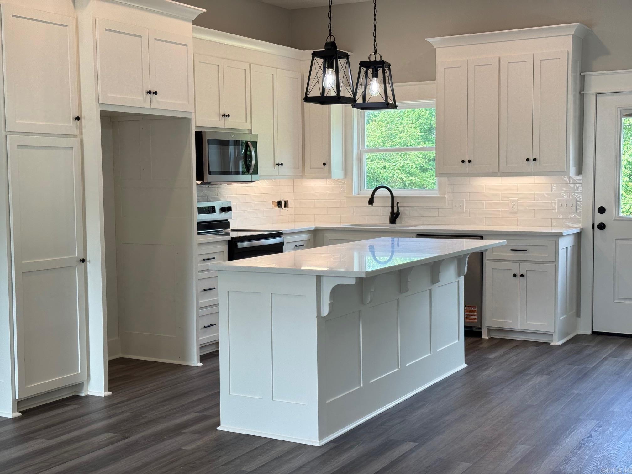 23  Mountain Grove  Greenbrier, AR