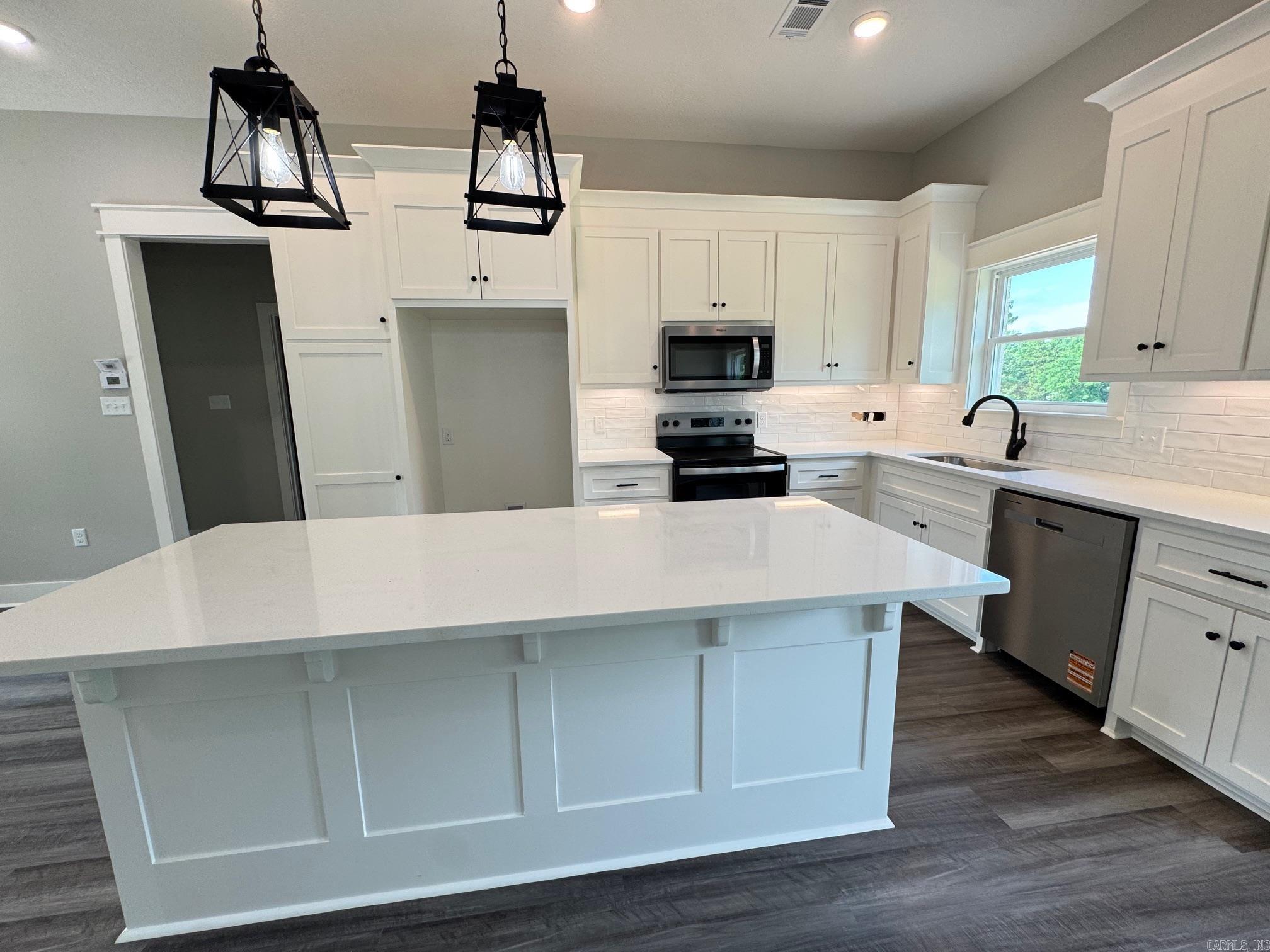 23  Mountain Grove  Greenbrier, AR