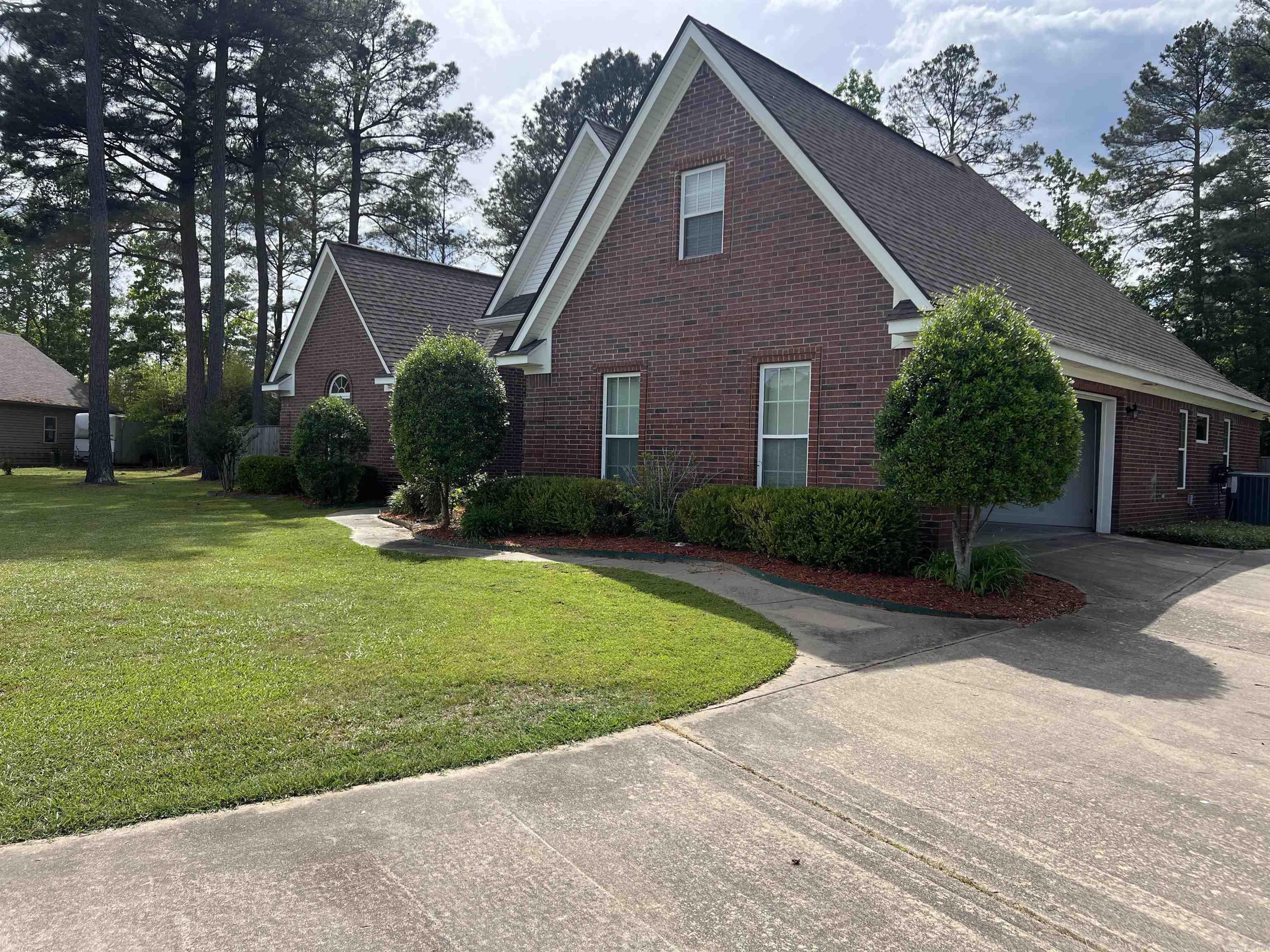 320  Terry Pond Cove  White Hall, AR