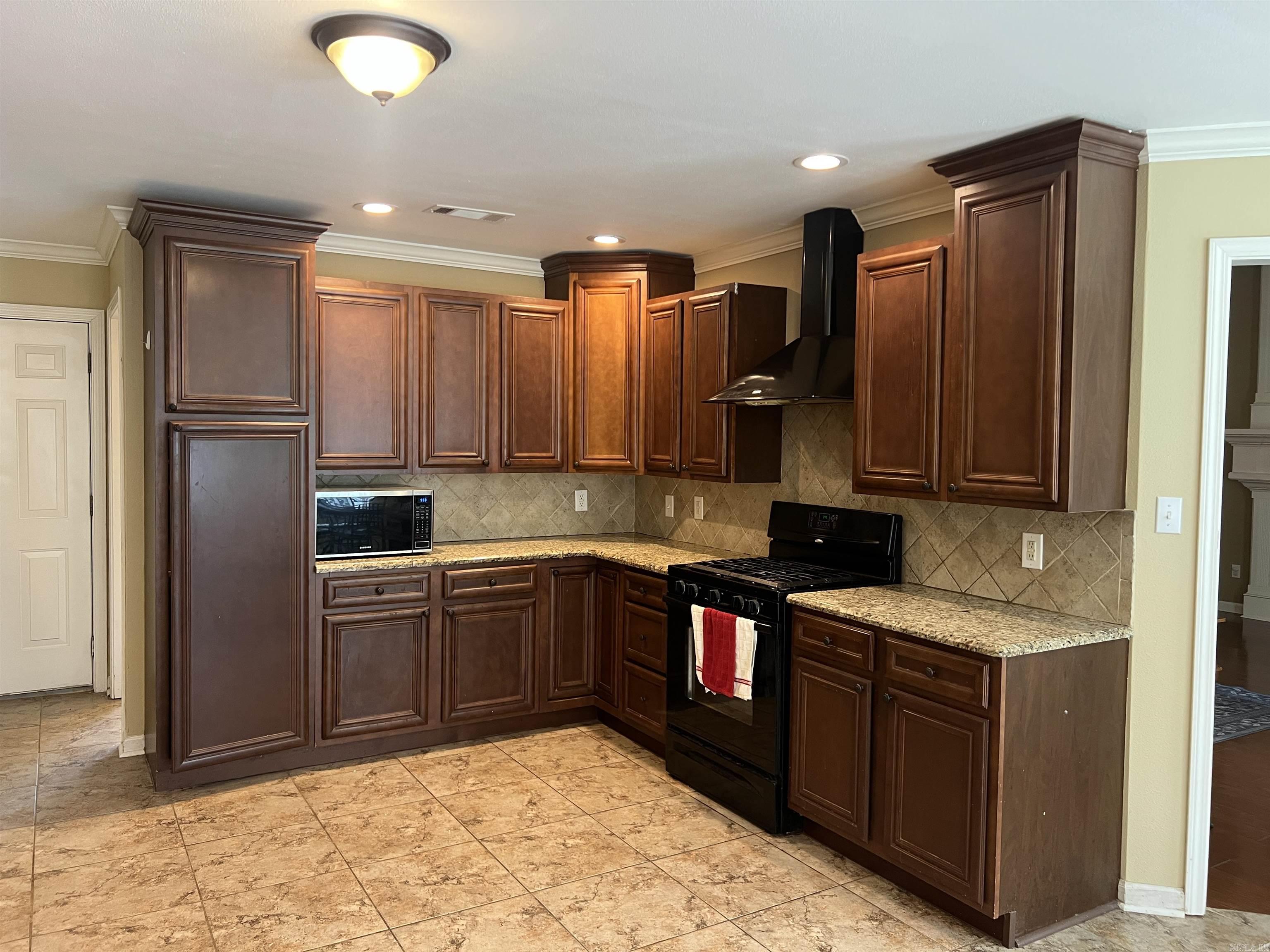 320  Terry Pond Cove  White Hall, AR