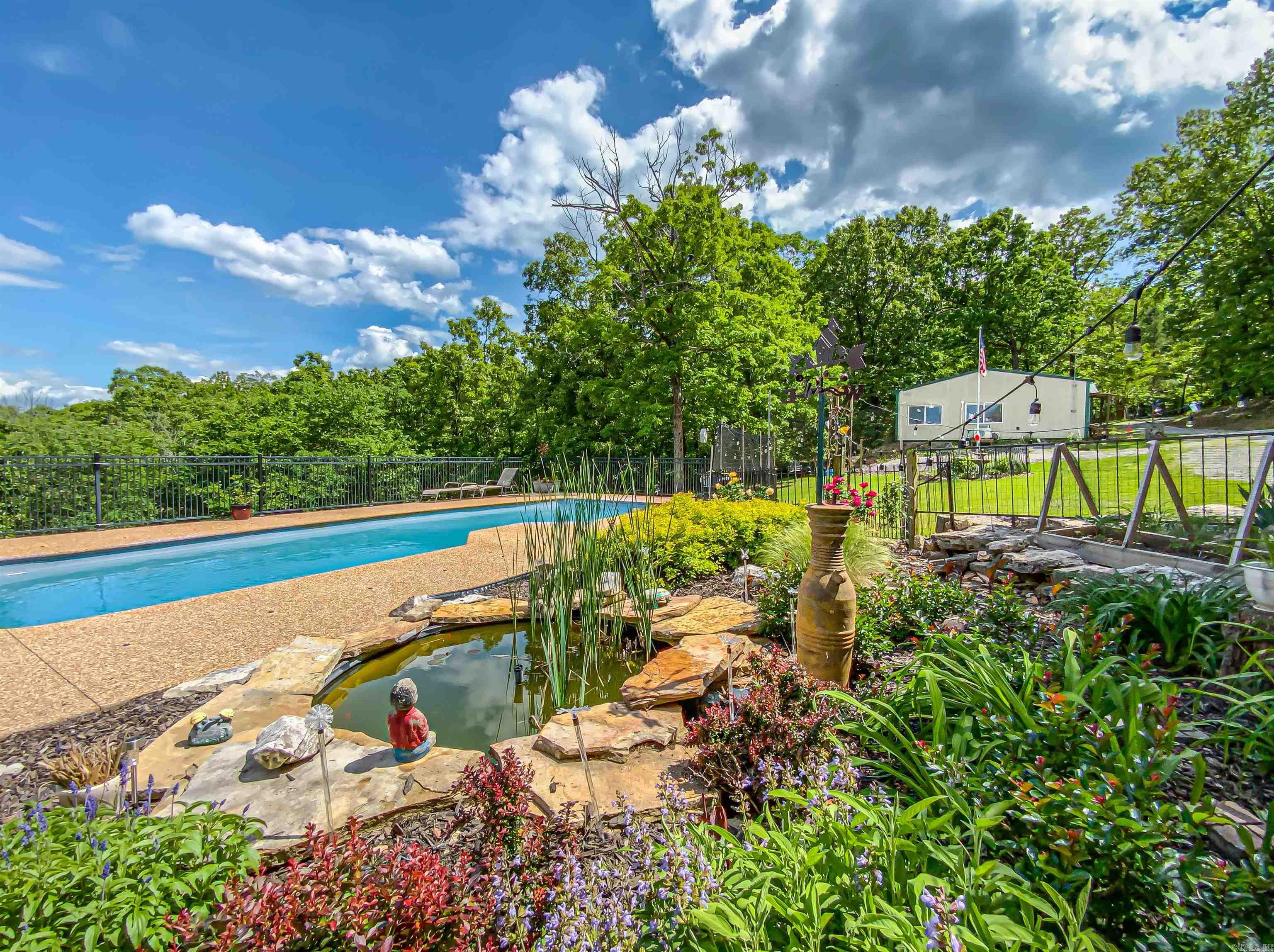 139  North Point  Yellville, AR