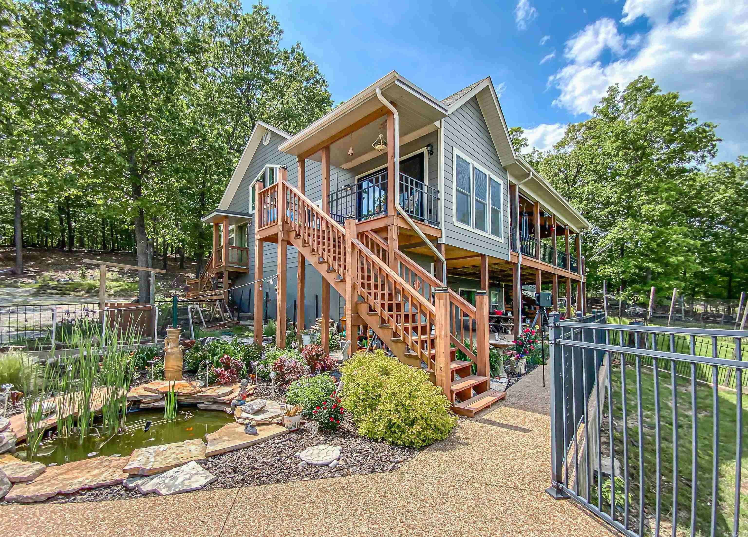 139  North Point  Yellville, AR